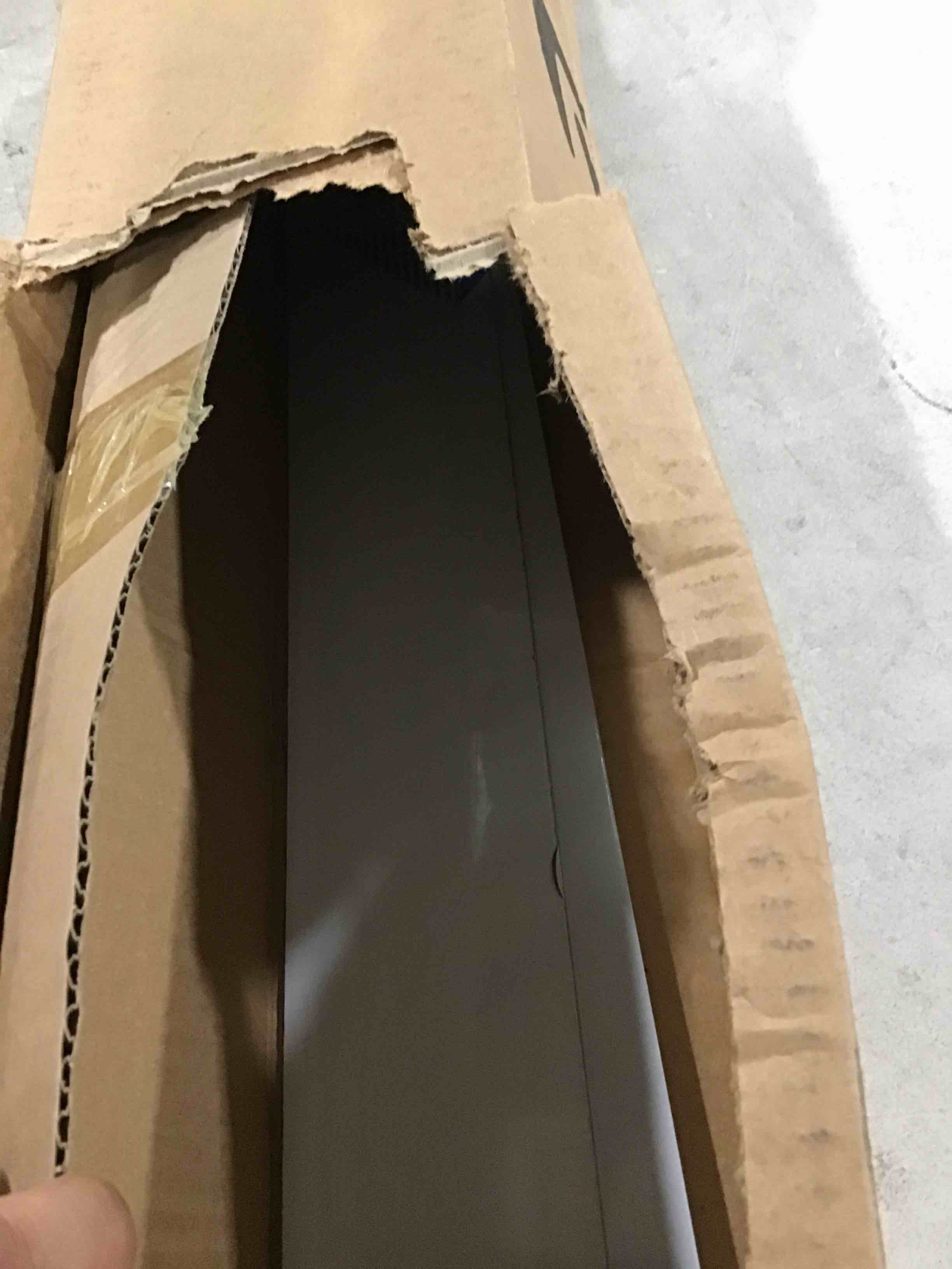https://s3.amazonaws.com/lotting-images-prod/bidfta/RED6447223_1723551251990.jpeg