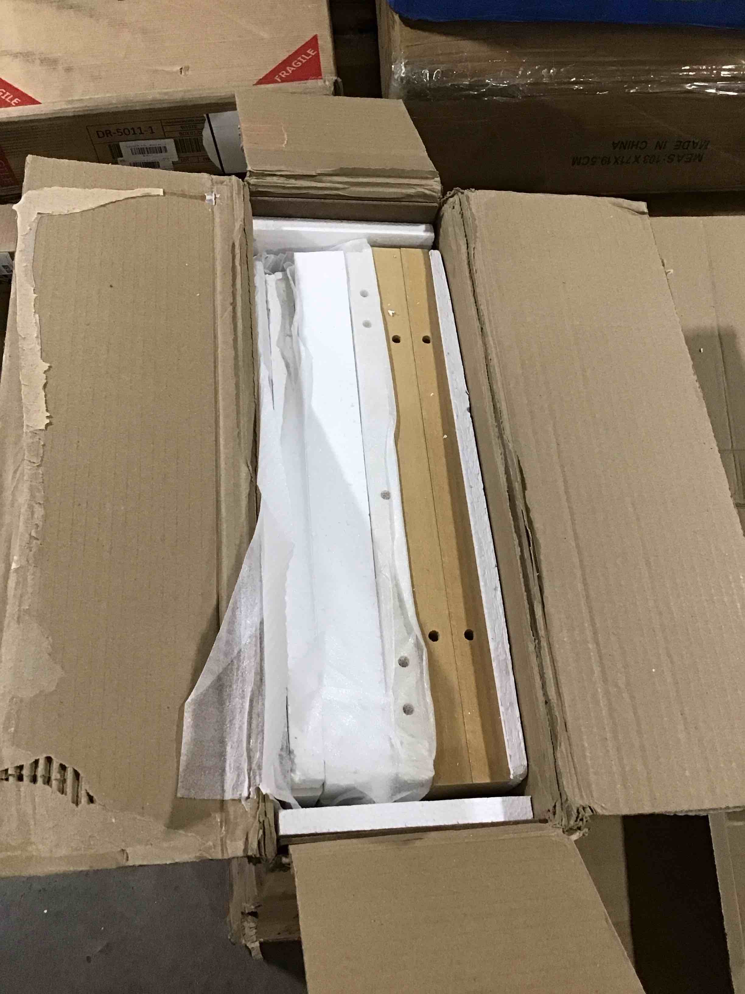 https://s3.amazonaws.com/lotting-images-prod/bidfta/RED6449819_1721072652111.jpeg
