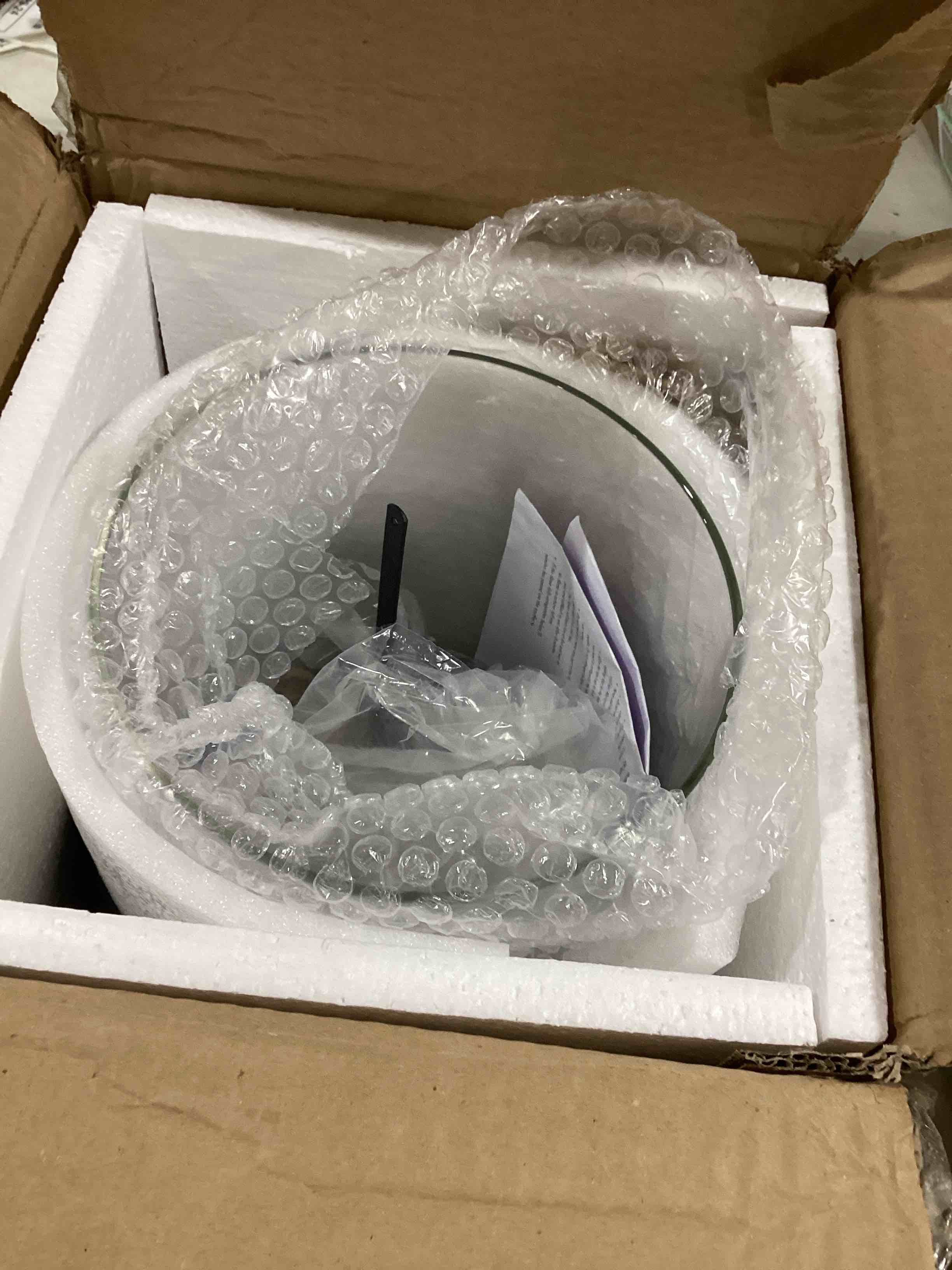 https://s3.amazonaws.com/lotting-images-prod/bidfta/RED6451292_1719859481205.jpeg