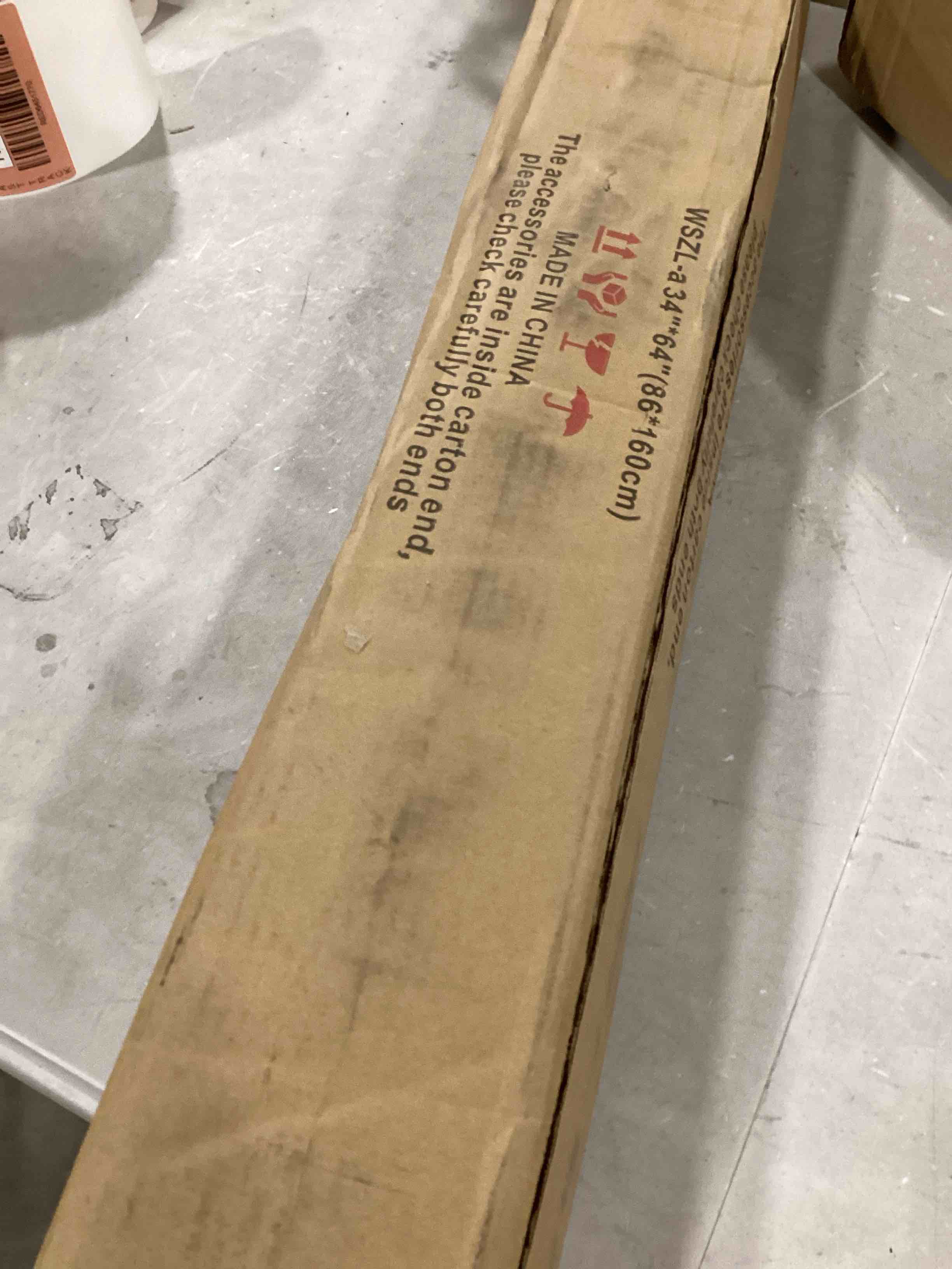 https://s3.amazonaws.com/lotting-images-prod/bidfta/RED6451770_1720555150362.jpeg