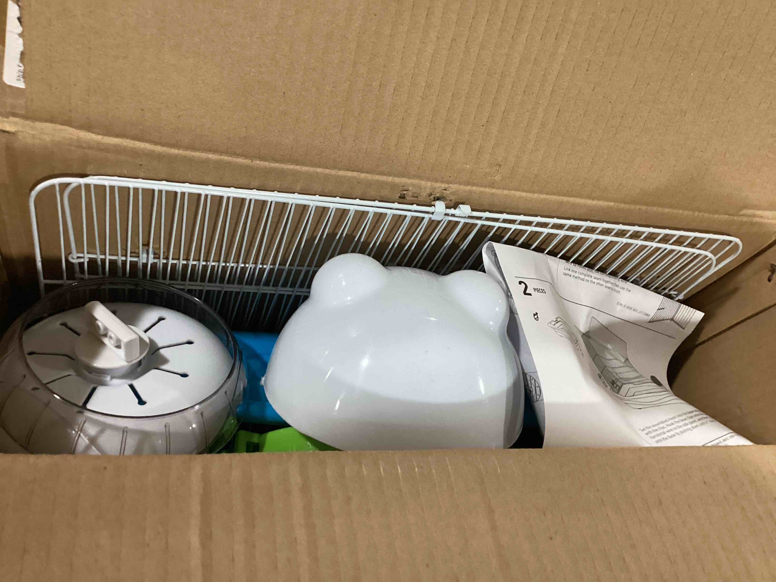 https://s3.amazonaws.com/lotting-images-prod/bidfta/RED6452506_1721392936595.jpeg