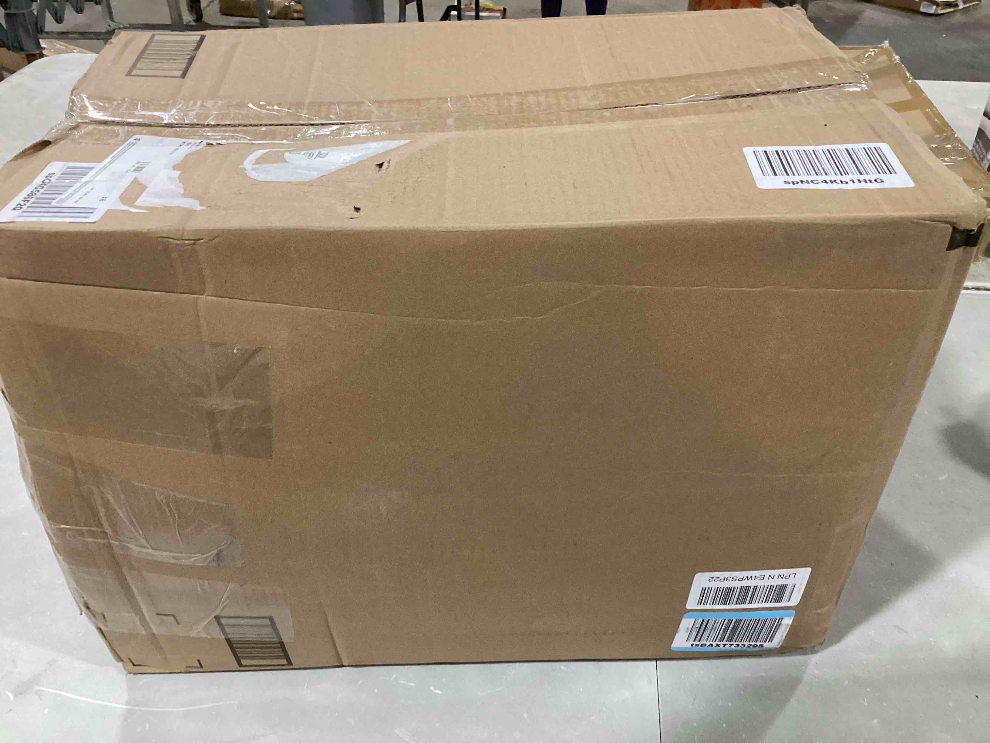 https://s3.amazonaws.com/lotting-images-prod/bidfta/RED6452724_1721669439800.jpeg