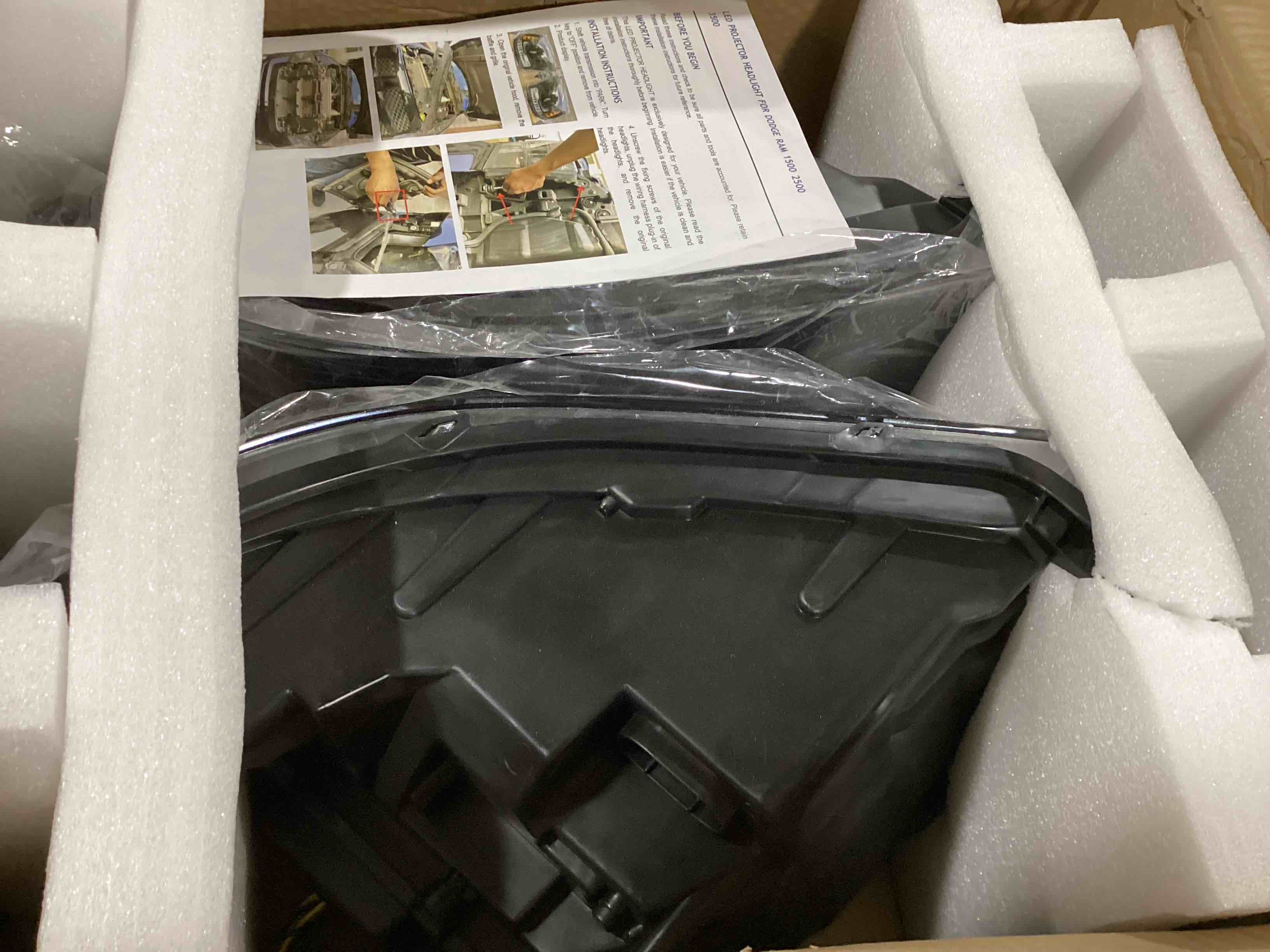 https://s3.amazonaws.com/lotting-images-prod/bidfta/RED6452933_1721752745378.jpeg