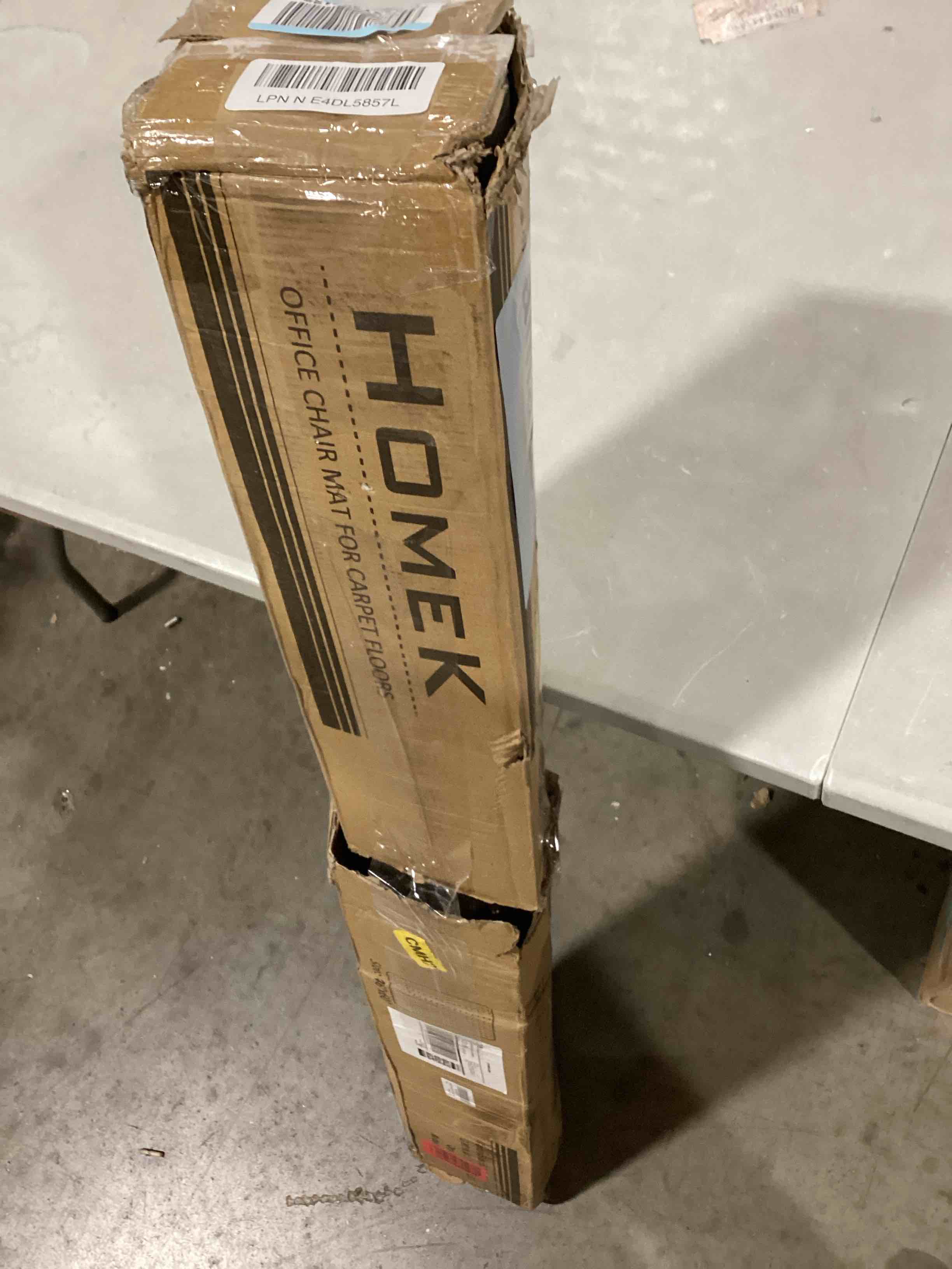 https://s3.amazonaws.com/lotting-images-prod/bidfta/RED6453405_1721927685964.jpeg
