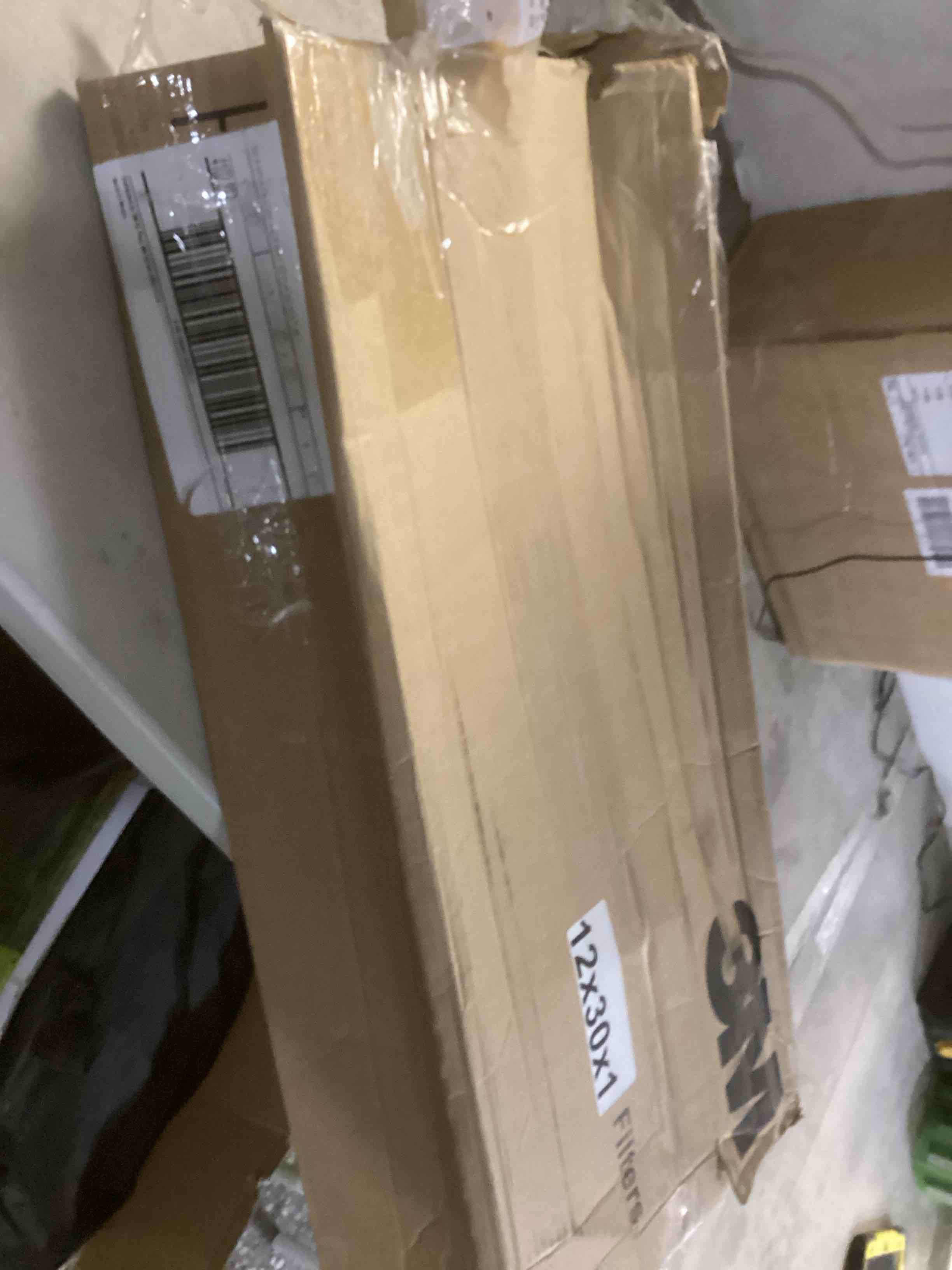 https://s3.amazonaws.com/lotting-images-prod/bidfta/RED6453521_1721832743205.jpeg