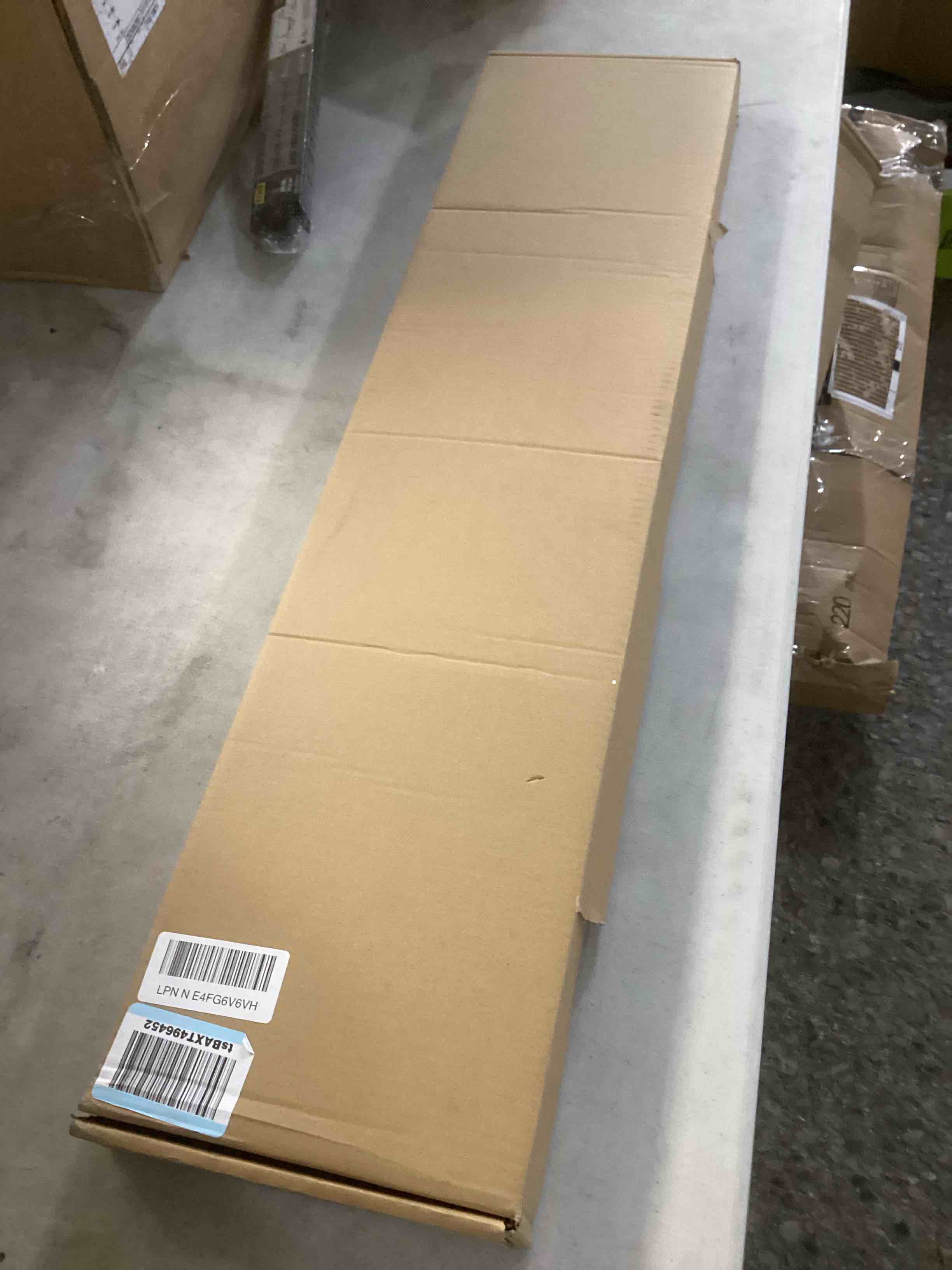 https://s3.amazonaws.com/lotting-images-prod/bidfta/RED6453655_1722351652548.jpeg