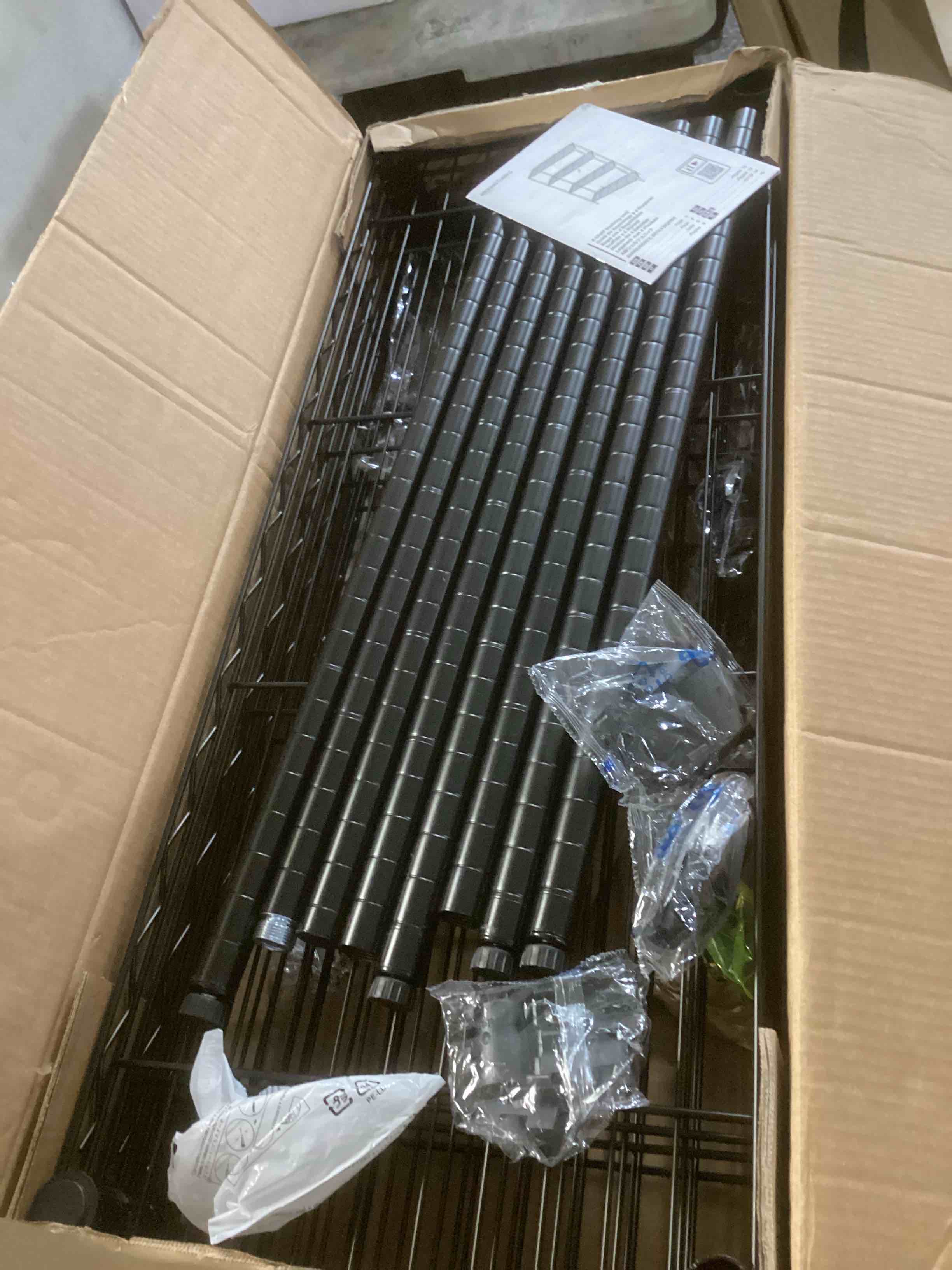 https://s3.amazonaws.com/lotting-images-prod/bidfta/RED6453680_1722366498100.jpeg
