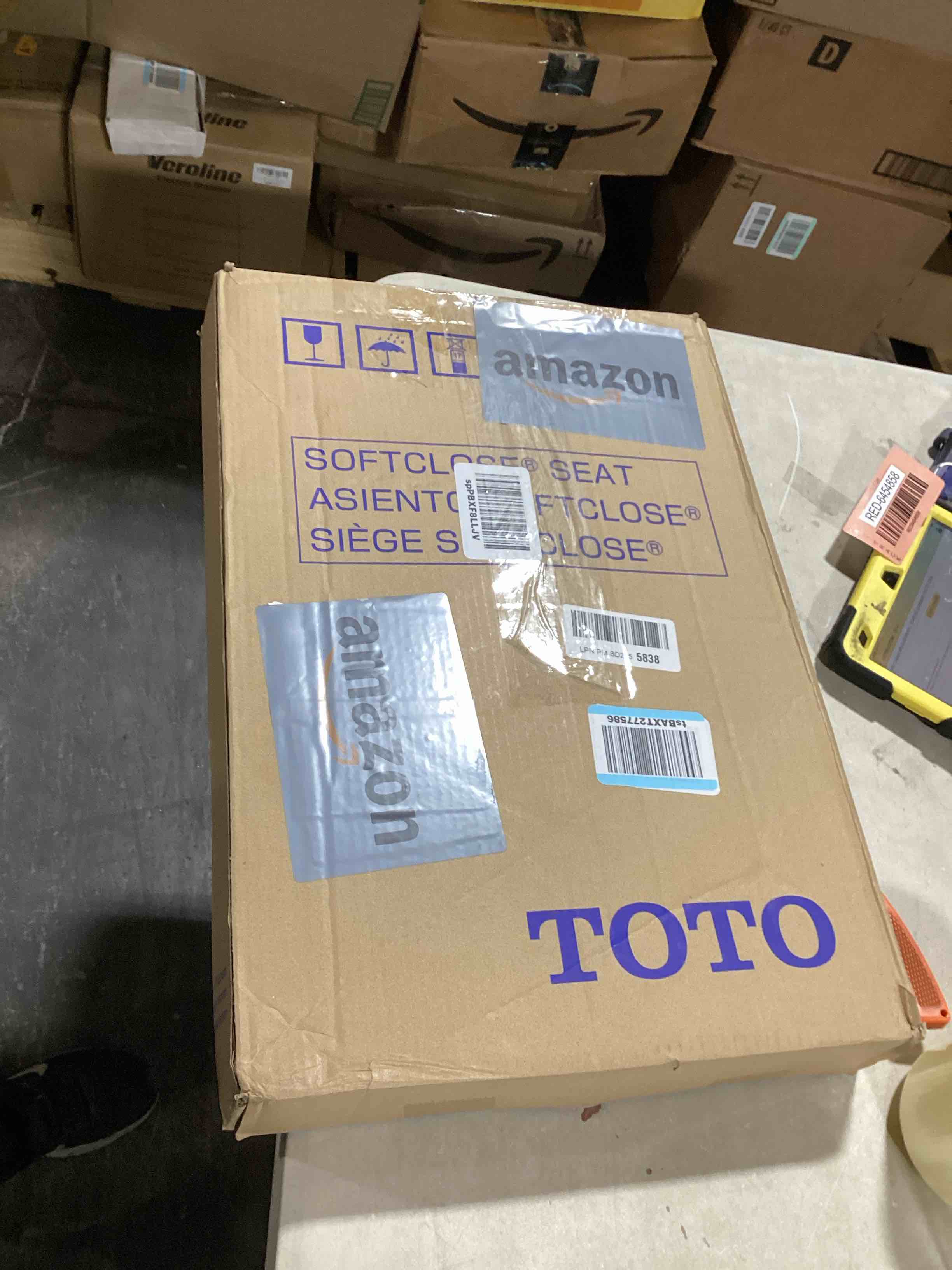 https://s3.amazonaws.com/lotting-images-prod/bidfta/RED6454861_1729080862285.jpeg