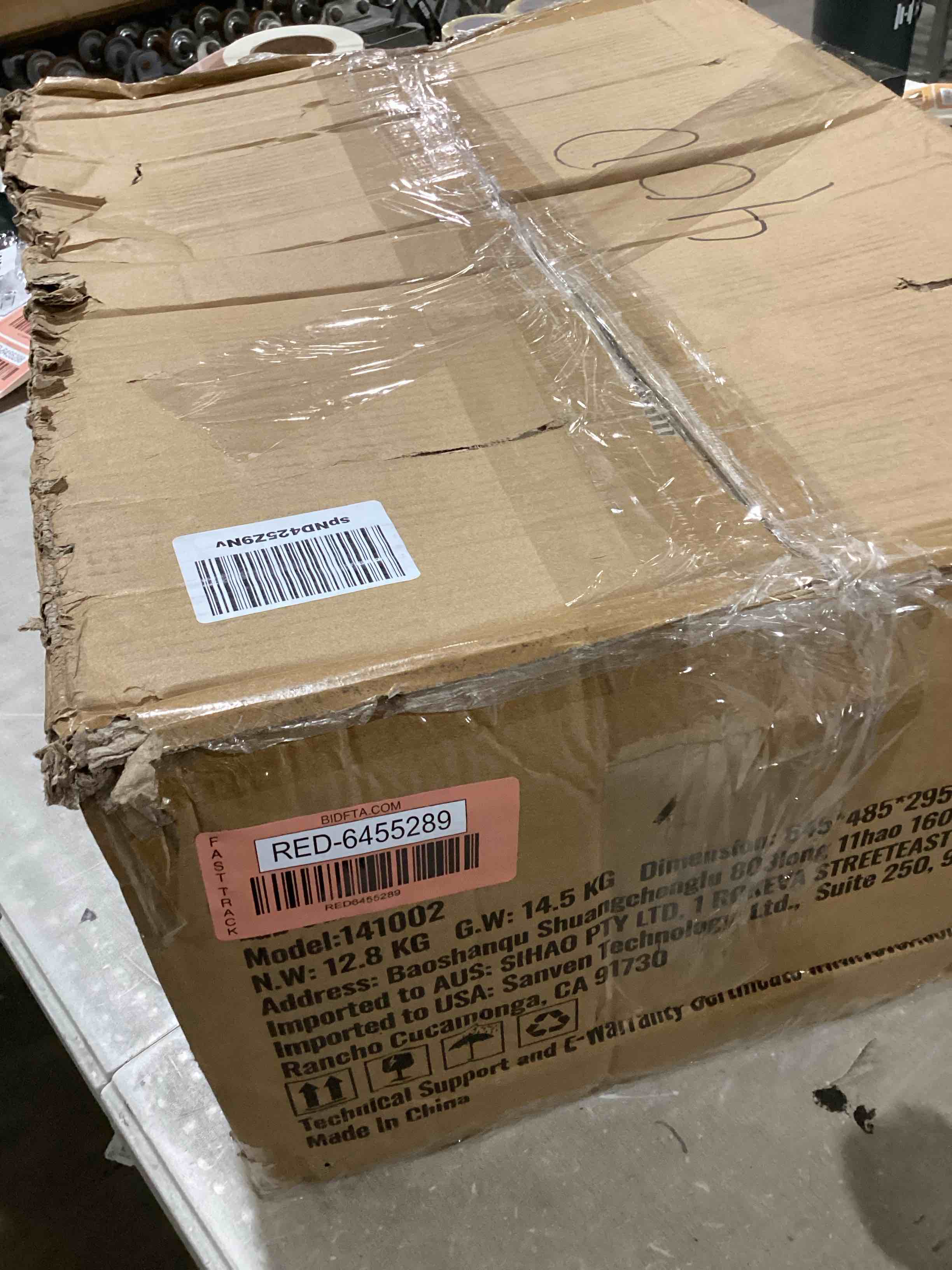https://s3.amazonaws.com/lotting-images-prod/bidfta/RED6455289_1721669177947.jpeg
