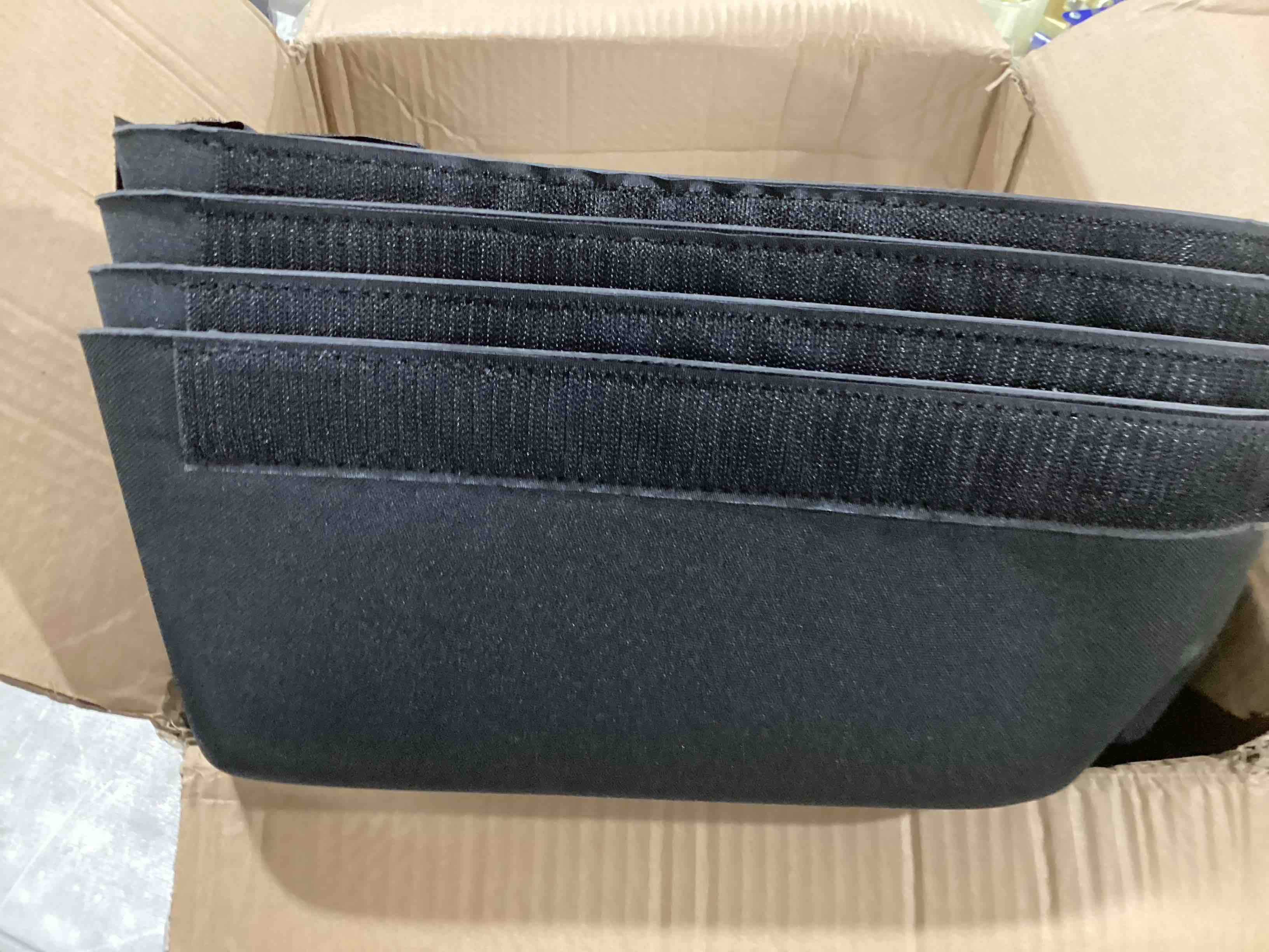 https://s3.amazonaws.com/lotting-images-prod/bidfta/RED6455461_1721745209770.jpeg