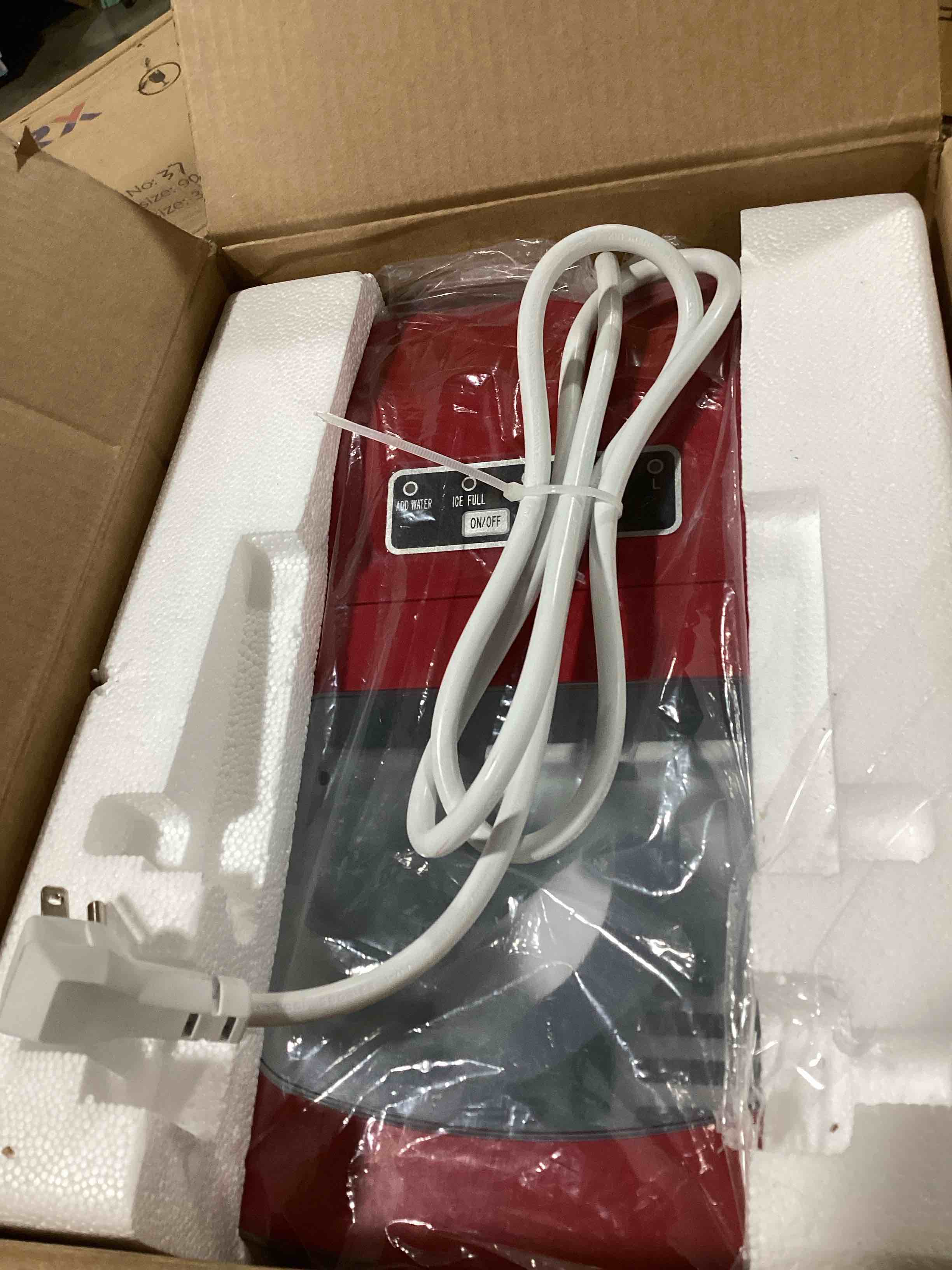 https://s3.amazonaws.com/lotting-images-prod/bidfta/RED6455524_1721752940603.jpeg