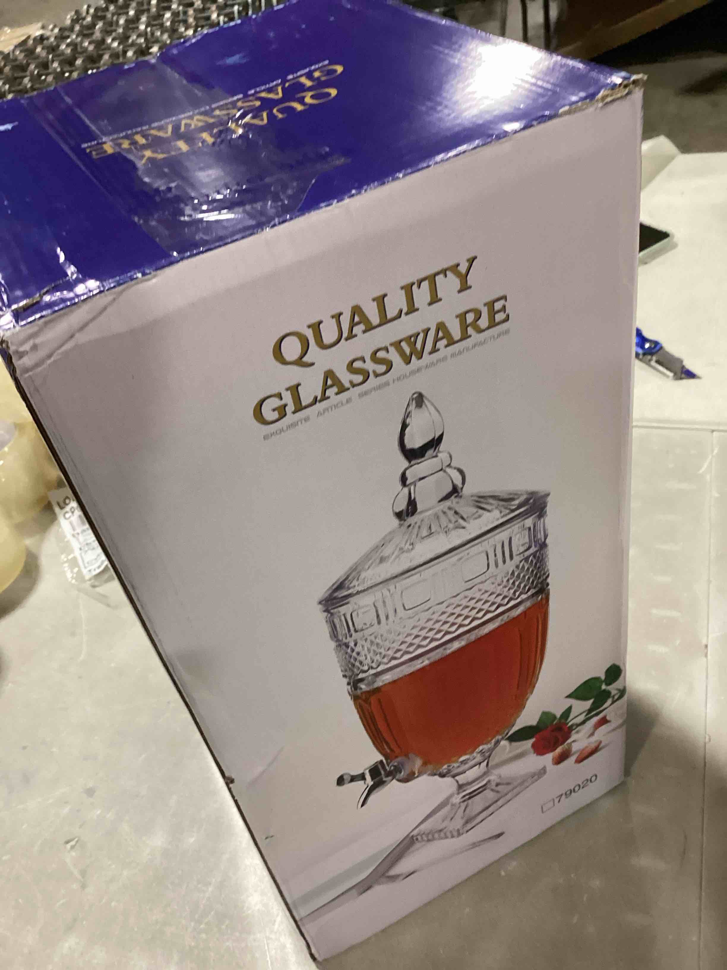 https://s3.amazonaws.com/lotting-images-prod/bidfta/RED6455693_1721833512698.jpeg