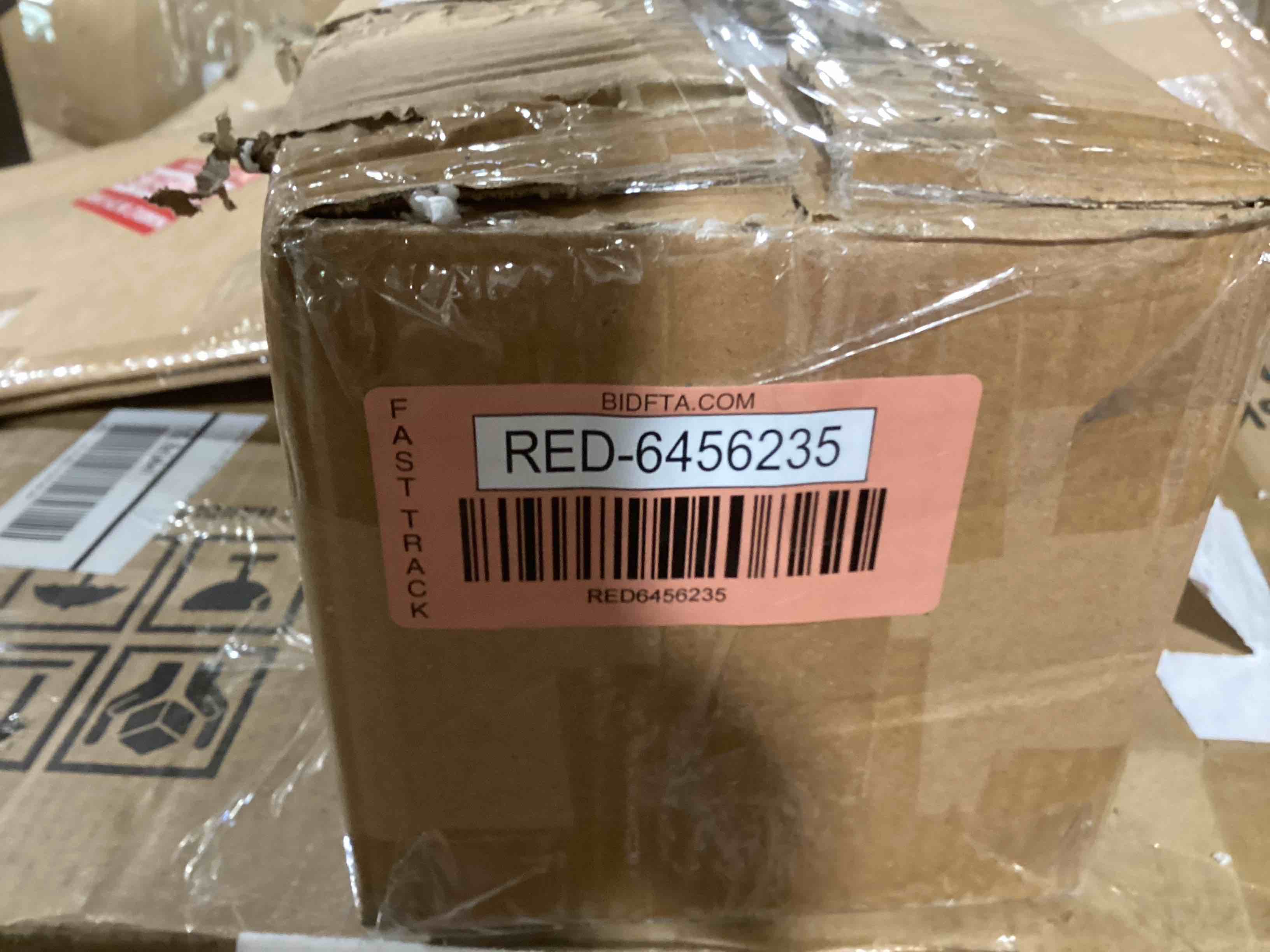 https://s3.amazonaws.com/lotting-images-prod/bidfta/RED6456235_1722022415412.jpeg