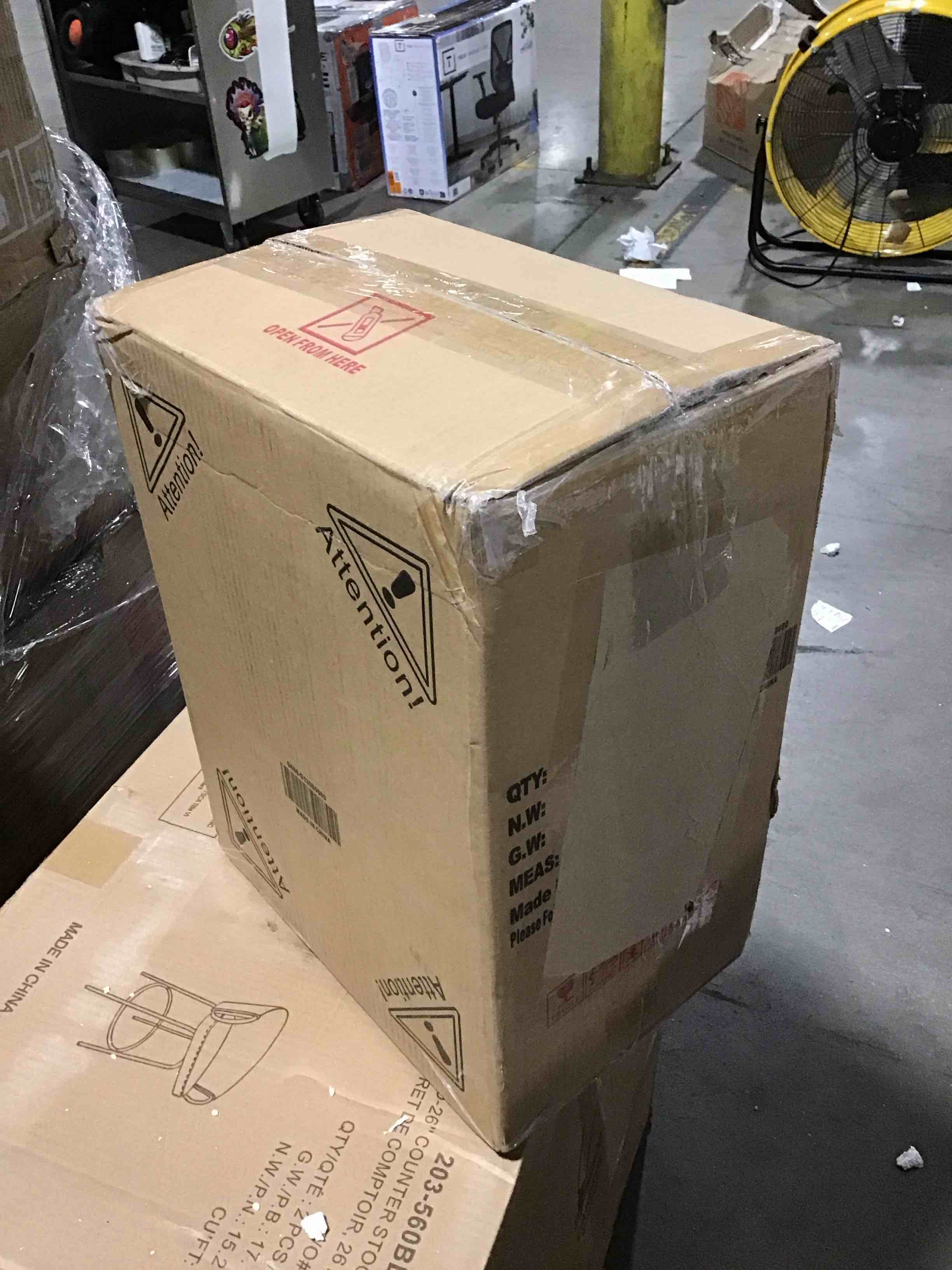 https://s3.amazonaws.com/lotting-images-prod/bidfta/RED6457342_1723553163223.jpeg