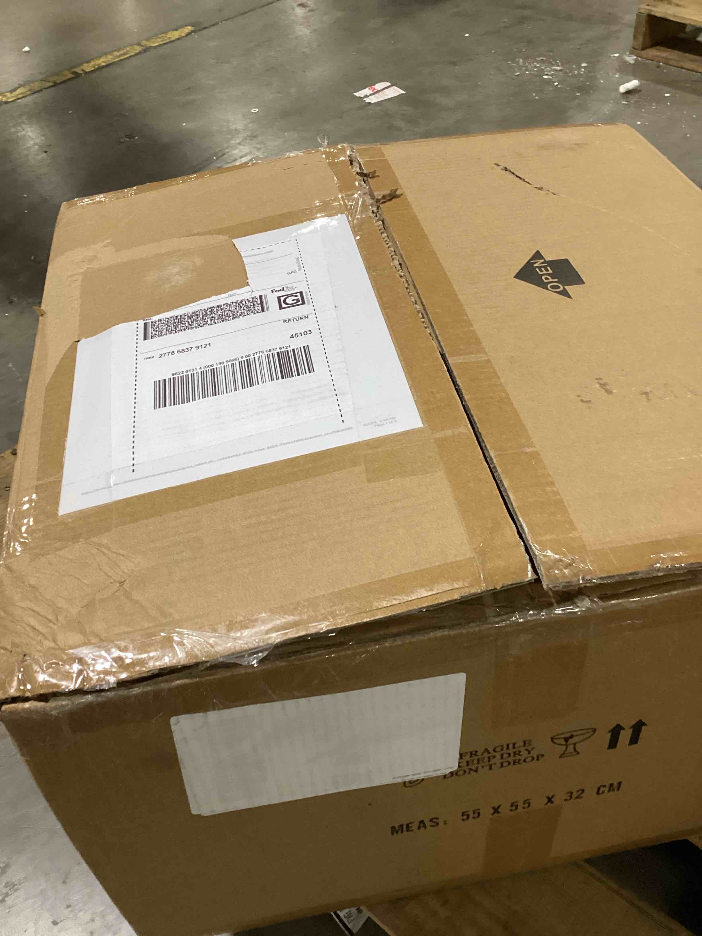 https://s3.amazonaws.com/lotting-images-prod/bidfta/RED6457647_1723834802049.jpeg