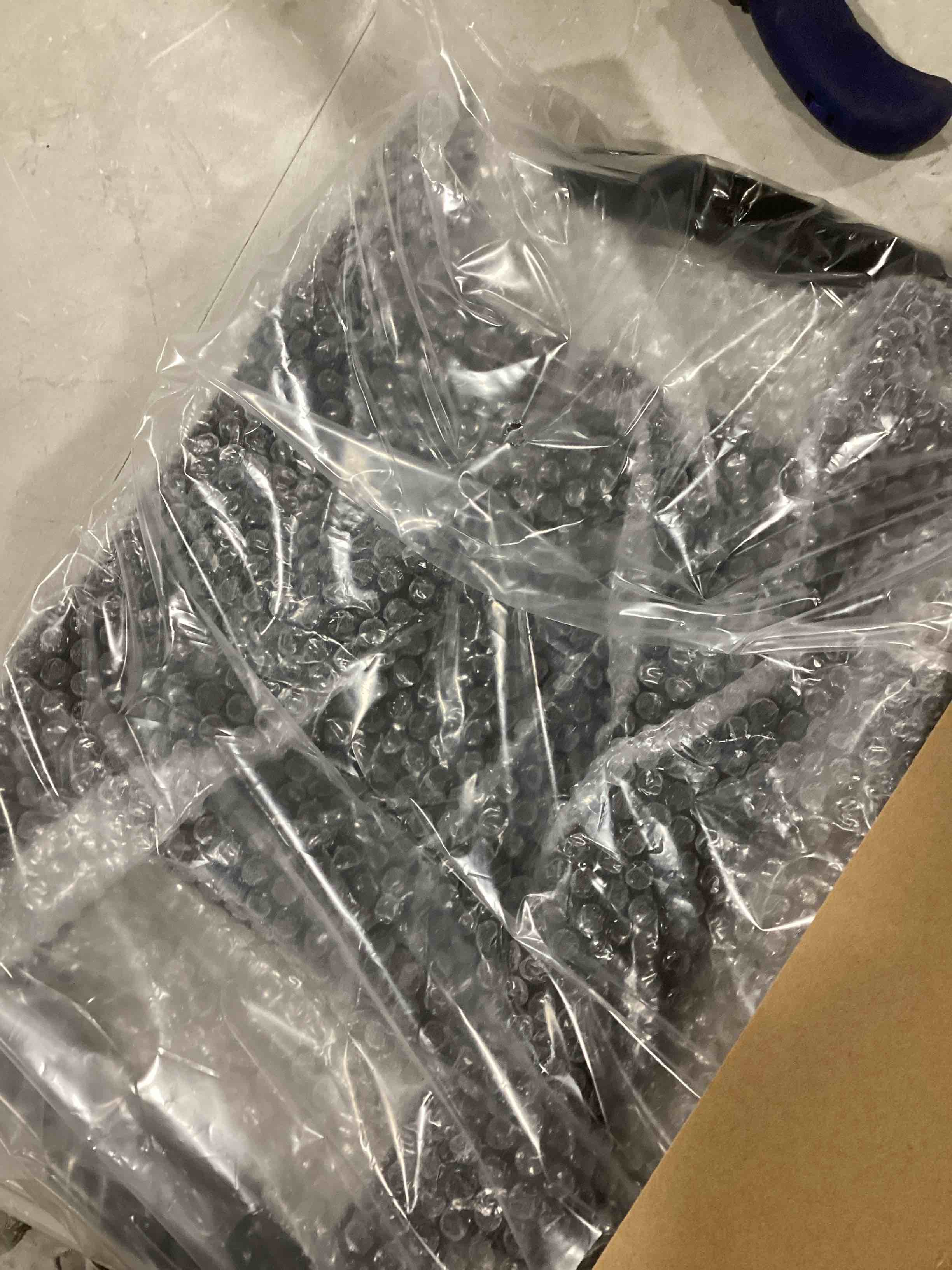 https://s3.amazonaws.com/lotting-images-prod/bidfta/RED6460186_1721159993851.jpeg