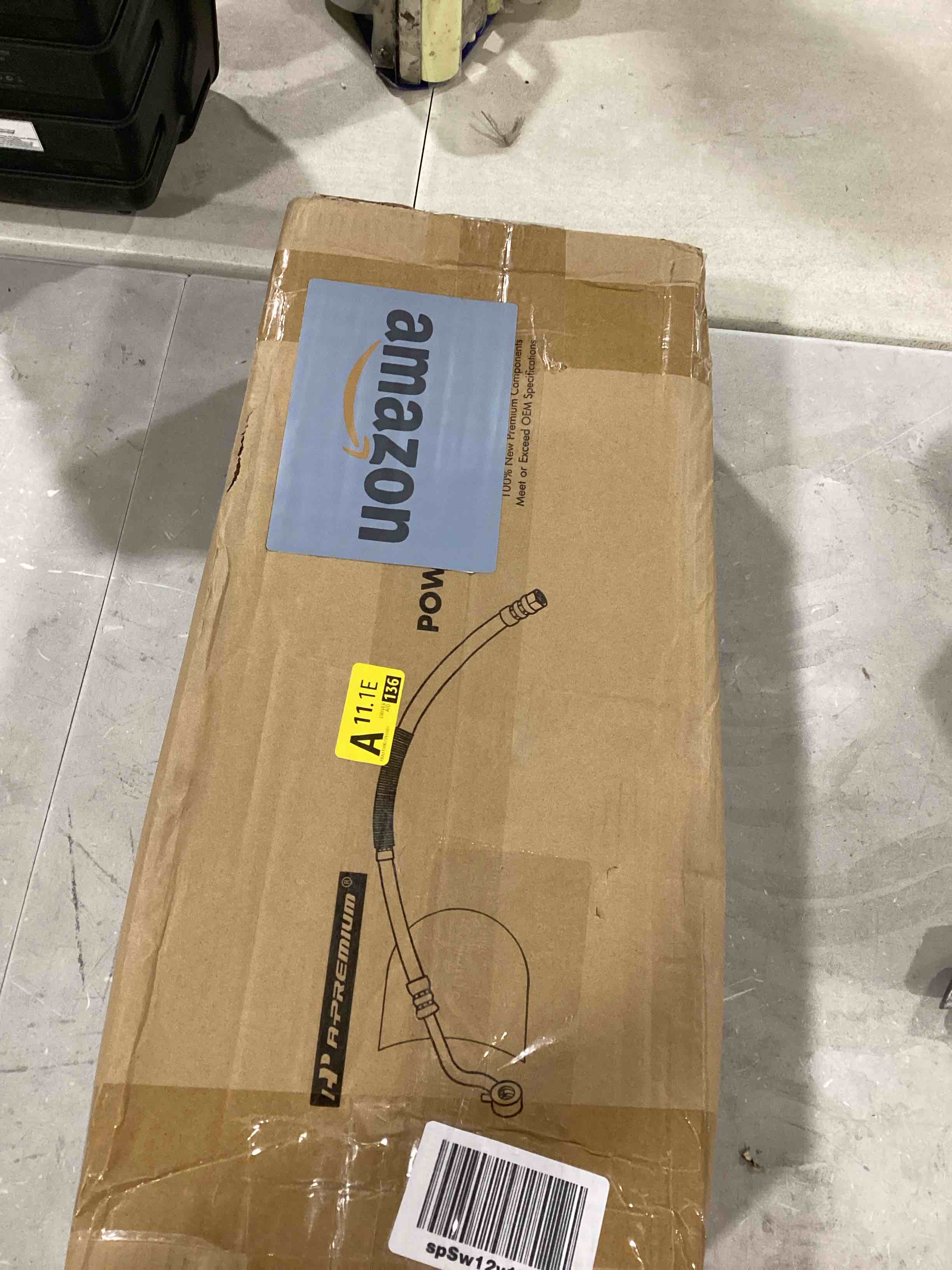 https://s3.amazonaws.com/lotting-images-prod/bidfta/RED6460510_1721310911494.jpeg