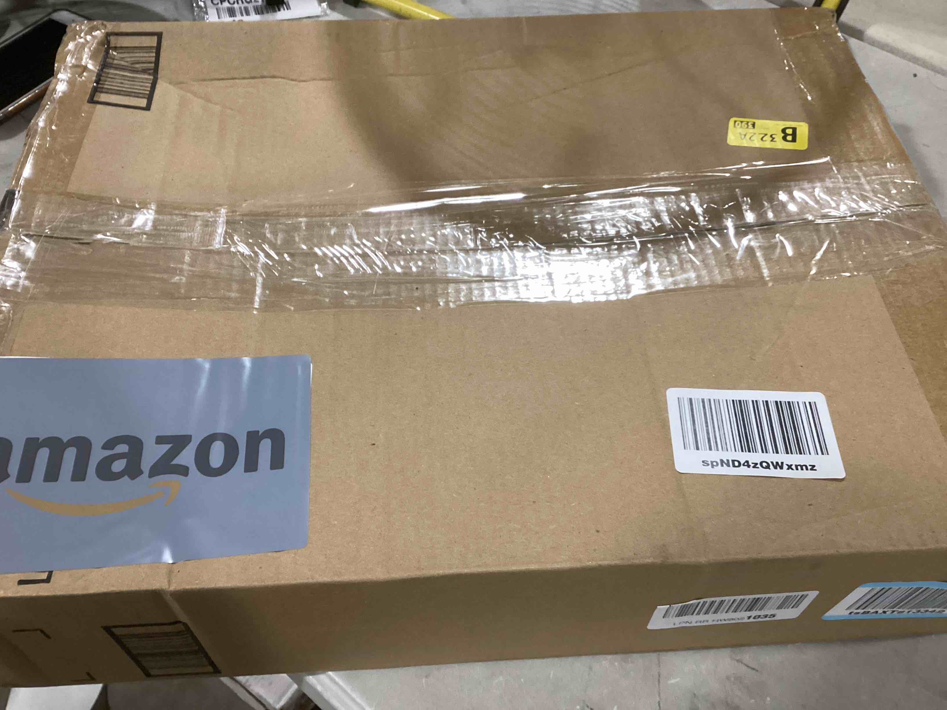 https://s3.amazonaws.com/lotting-images-prod/bidfta/RED6460723_1721416408496.jpeg