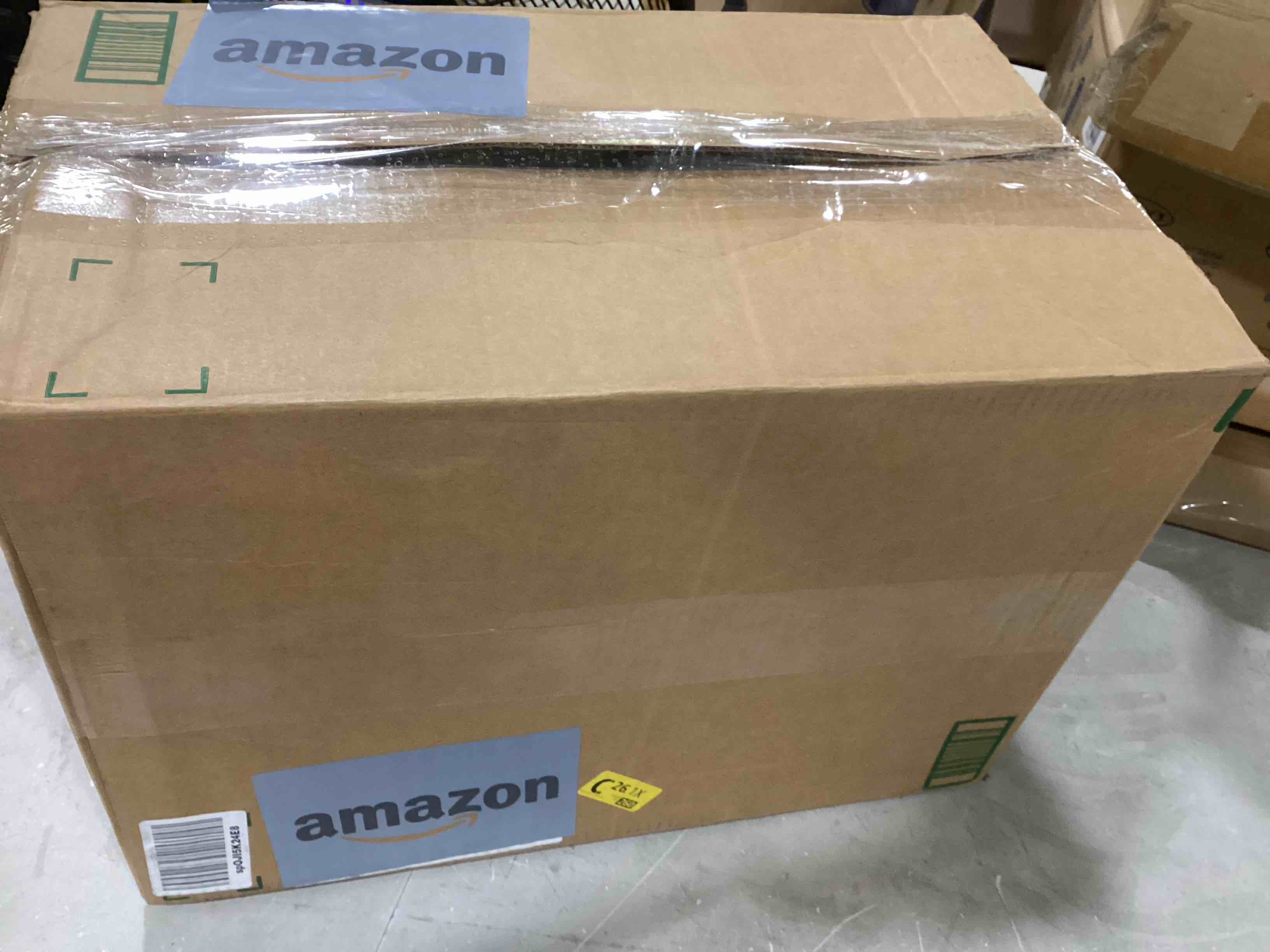 https://s3.amazonaws.com/lotting-images-prod/bidfta/RED6460743_1721392387326.jpeg