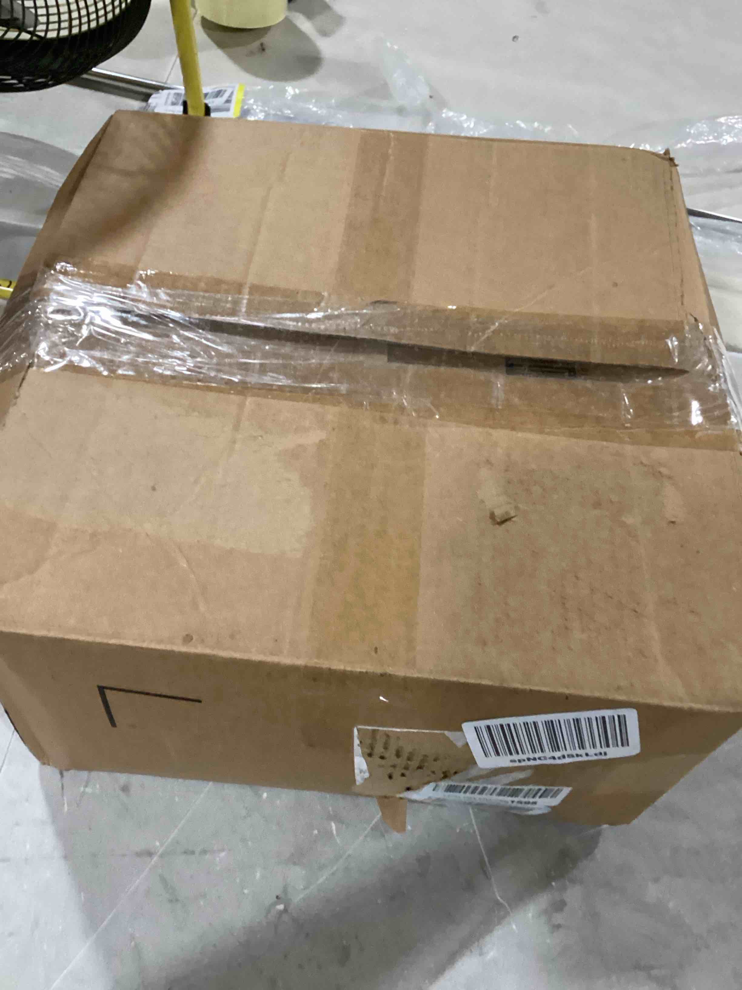 https://s3.amazonaws.com/lotting-images-prod/bidfta/RED6460744_1721392131862.jpeg