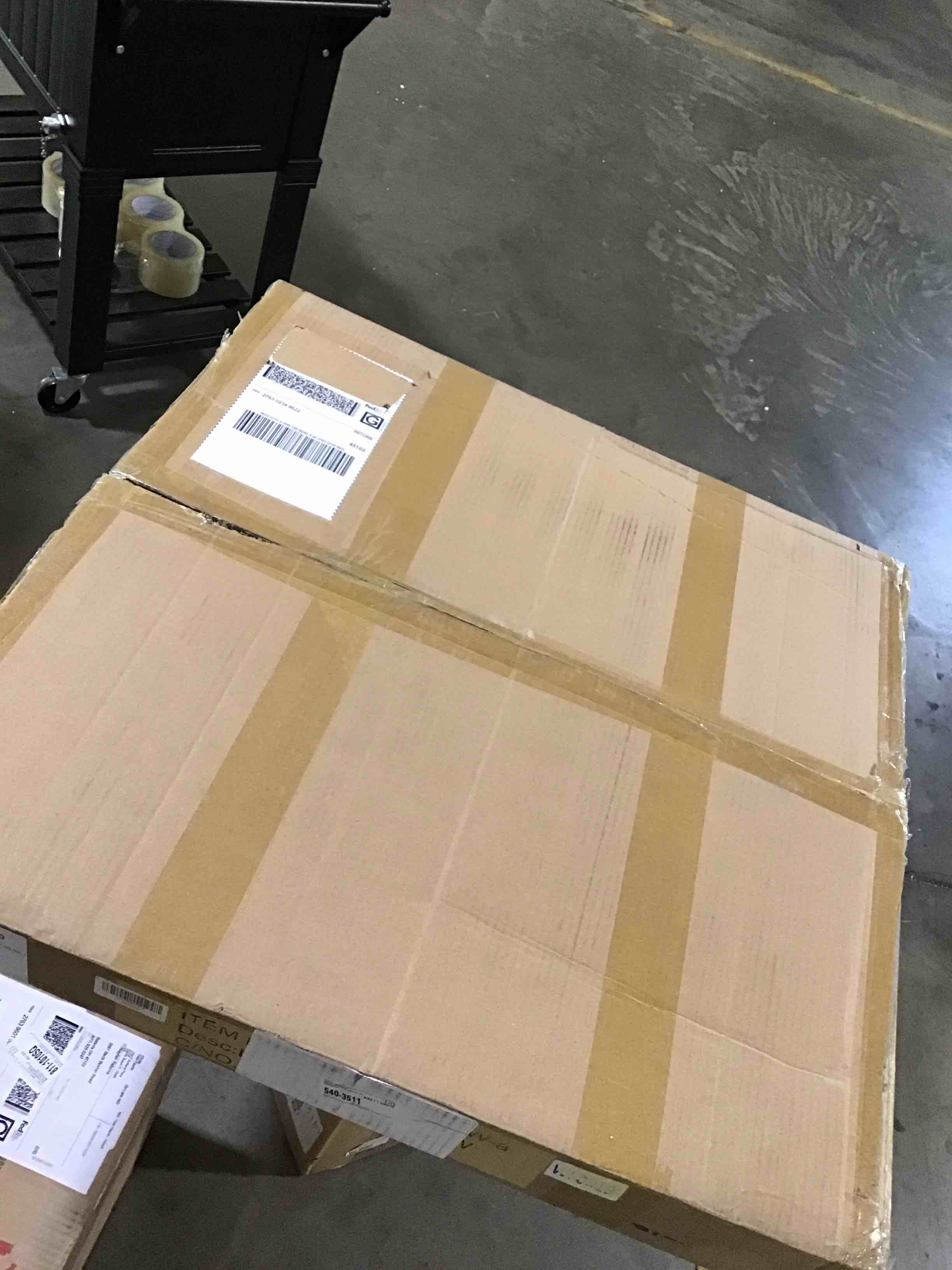 https://s3.amazonaws.com/lotting-images-prod/bidfta/RED6461042_1720467571978.jpeg