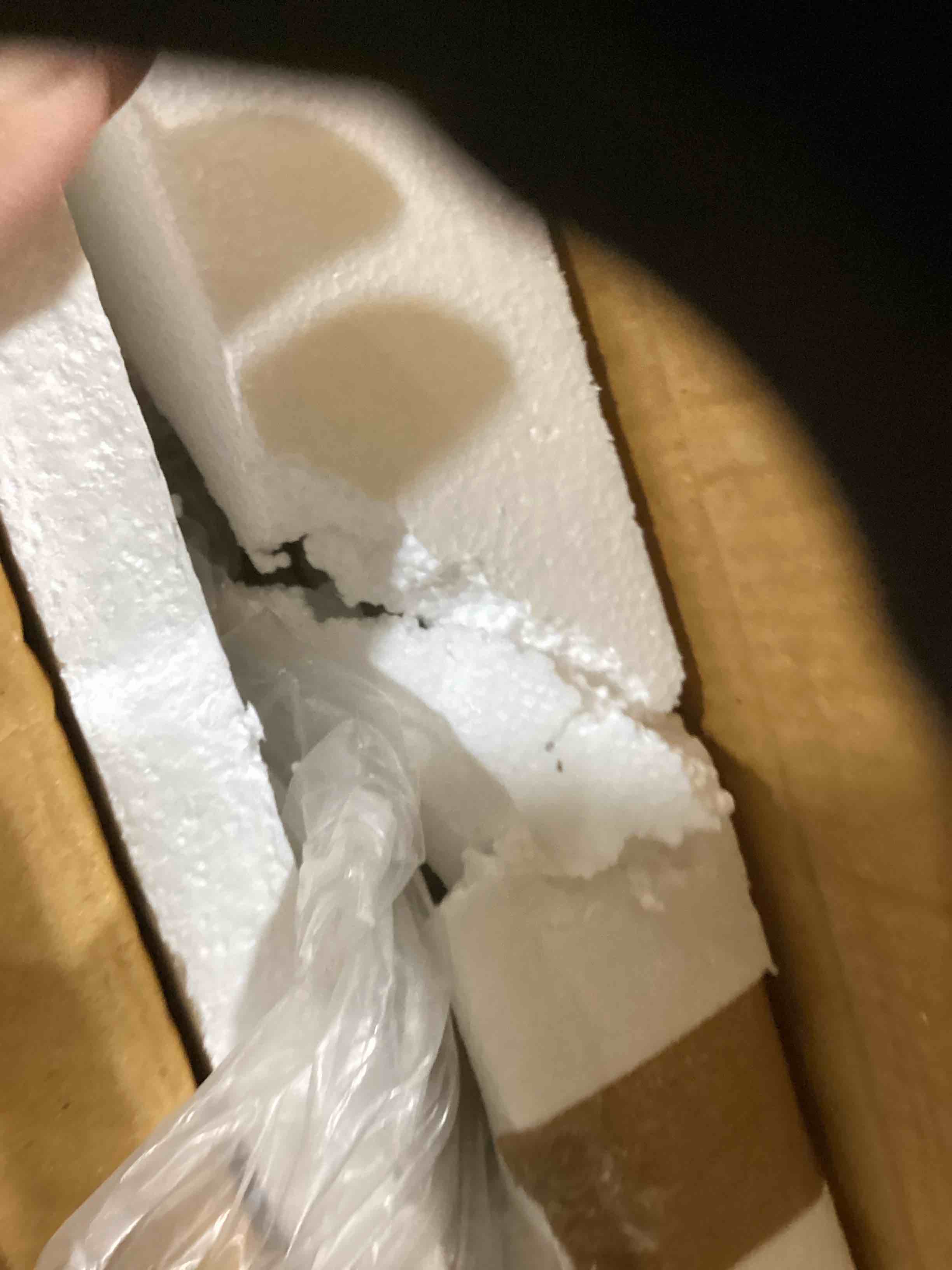 https://s3.amazonaws.com/lotting-images-prod/bidfta/RED6461122_1720549434919.jpeg