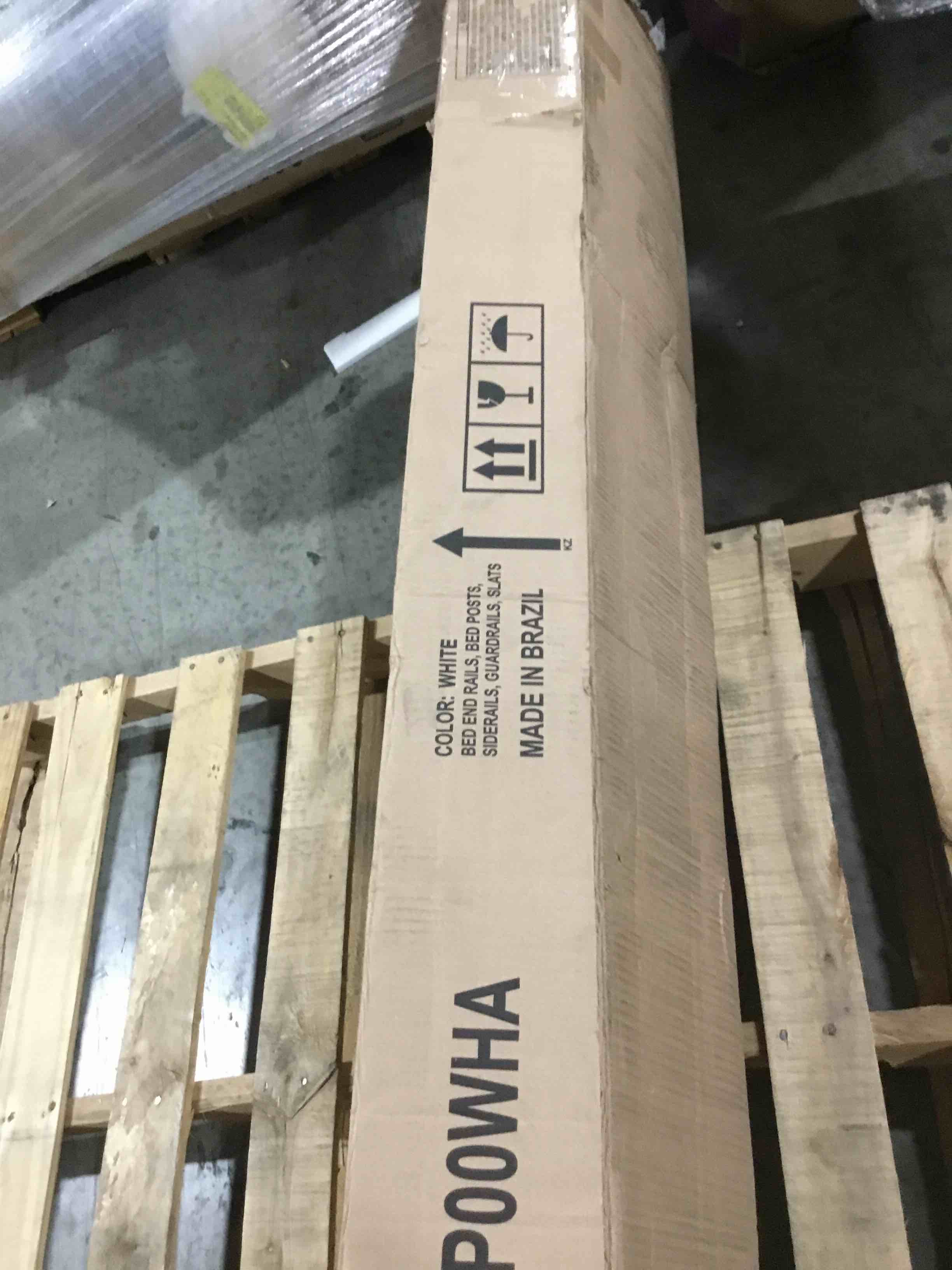 https://s3.amazonaws.com/lotting-images-prod/bidfta/RED6461683_1722358862905.jpeg