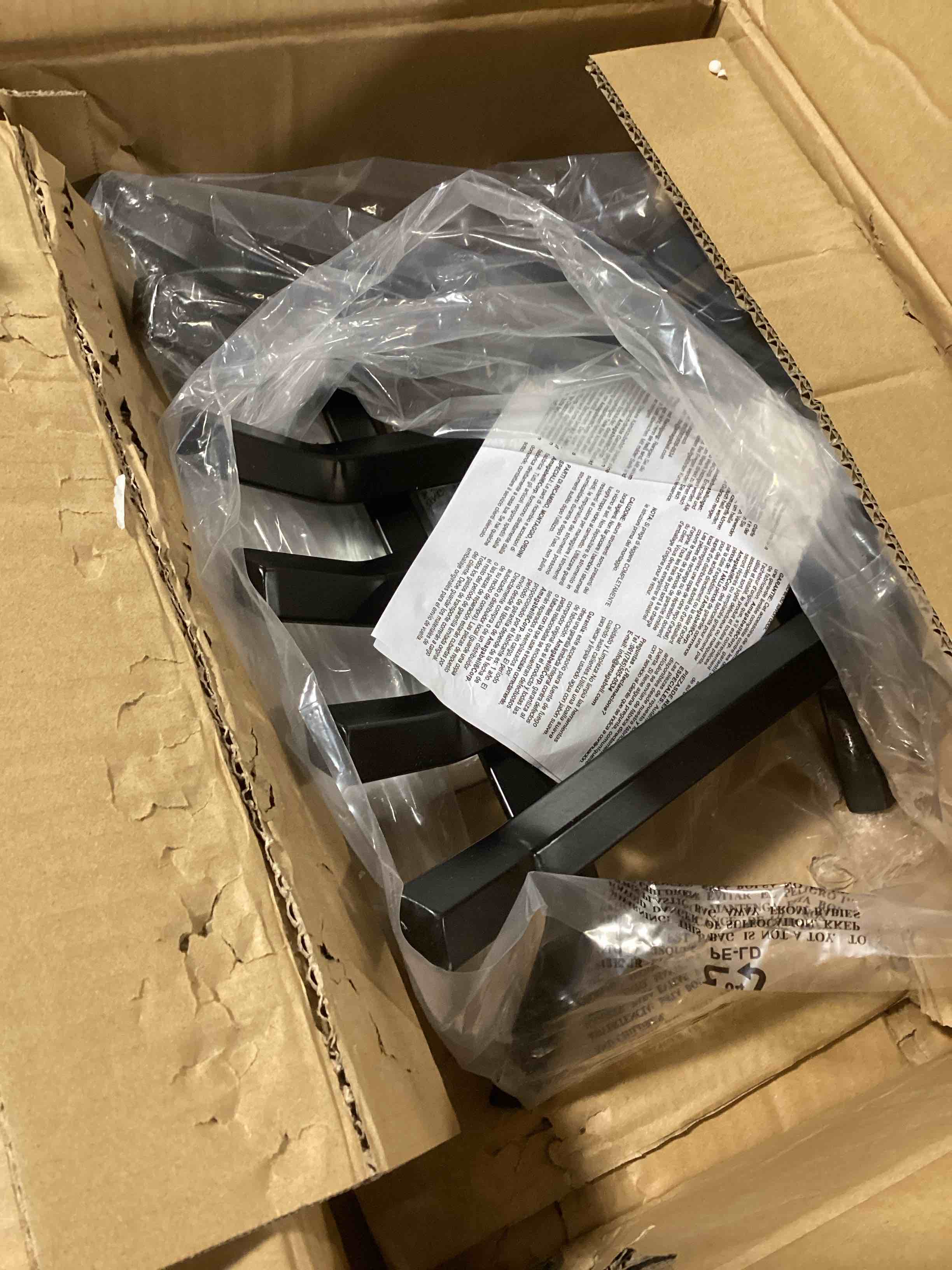 https://s3.amazonaws.com/lotting-images-prod/bidfta/RED6462230_1729108821901.jpeg