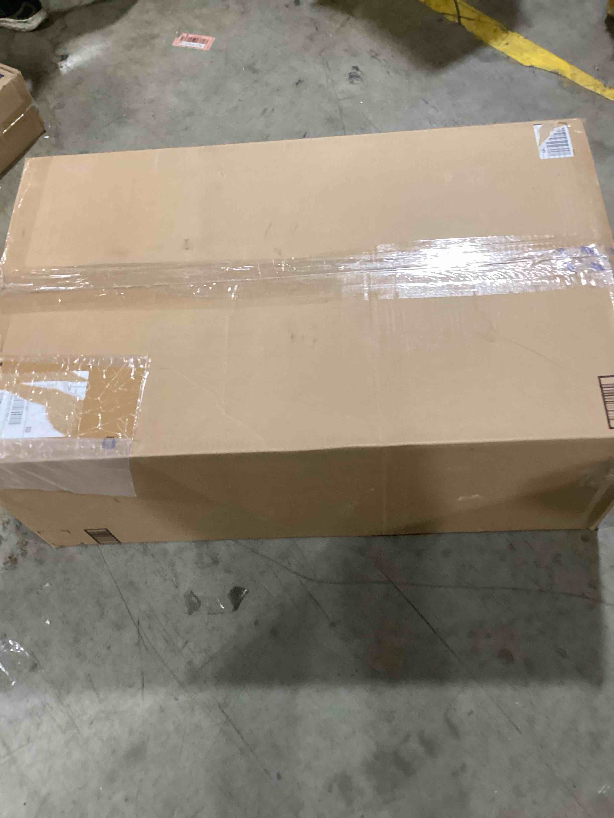 https://s3.amazonaws.com/lotting-images-prod/bidfta/RED6463860_1721832301992.jpeg