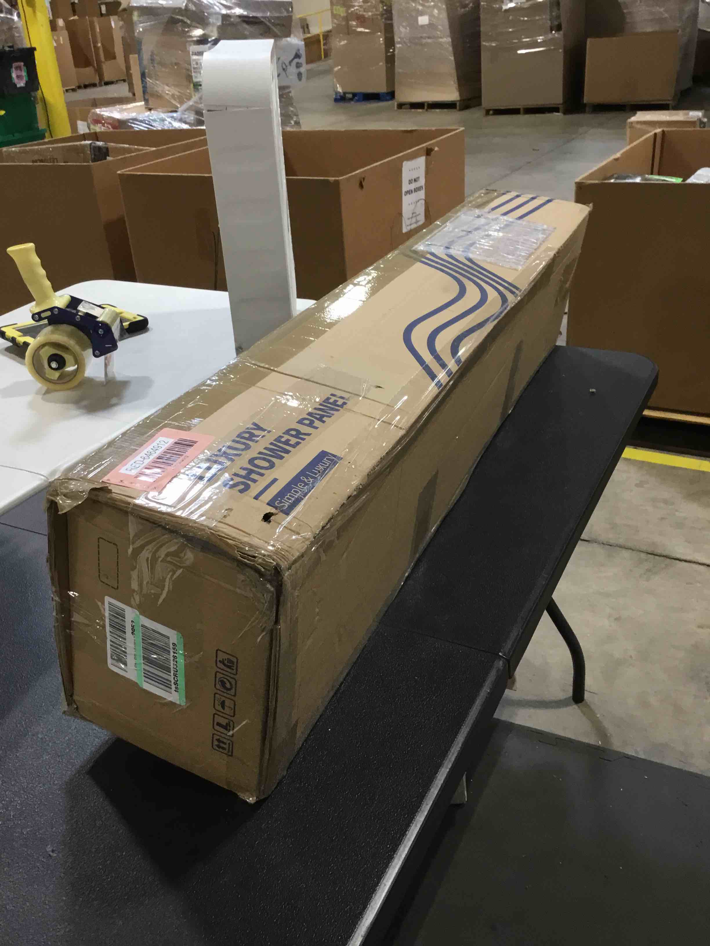 https://s3.amazonaws.com/lotting-images-prod/bidfta/RED6464912_1721745212412.jpeg