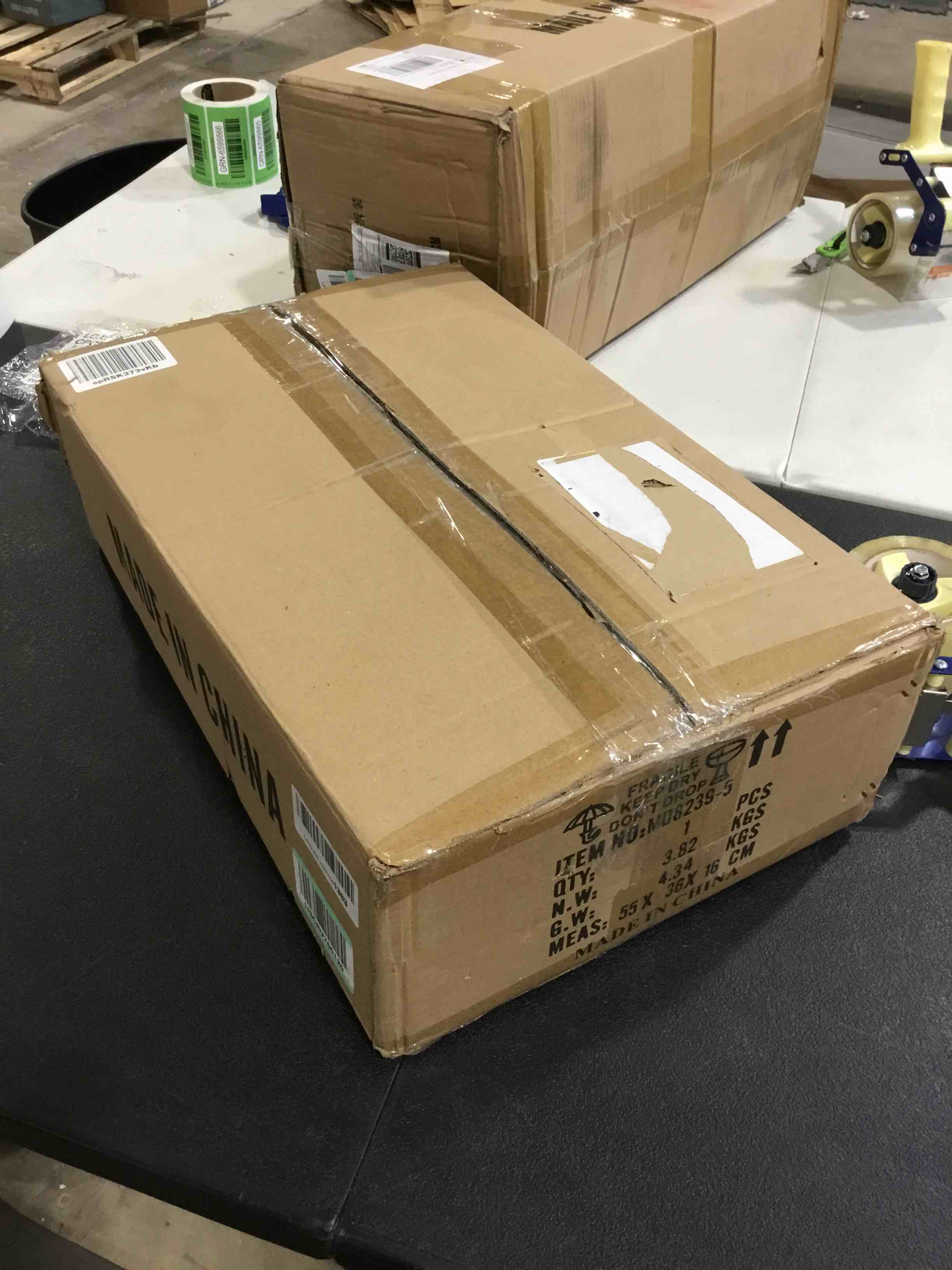 https://s3.amazonaws.com/lotting-images-prod/bidfta/RED6464944_1721758647276.jpeg
