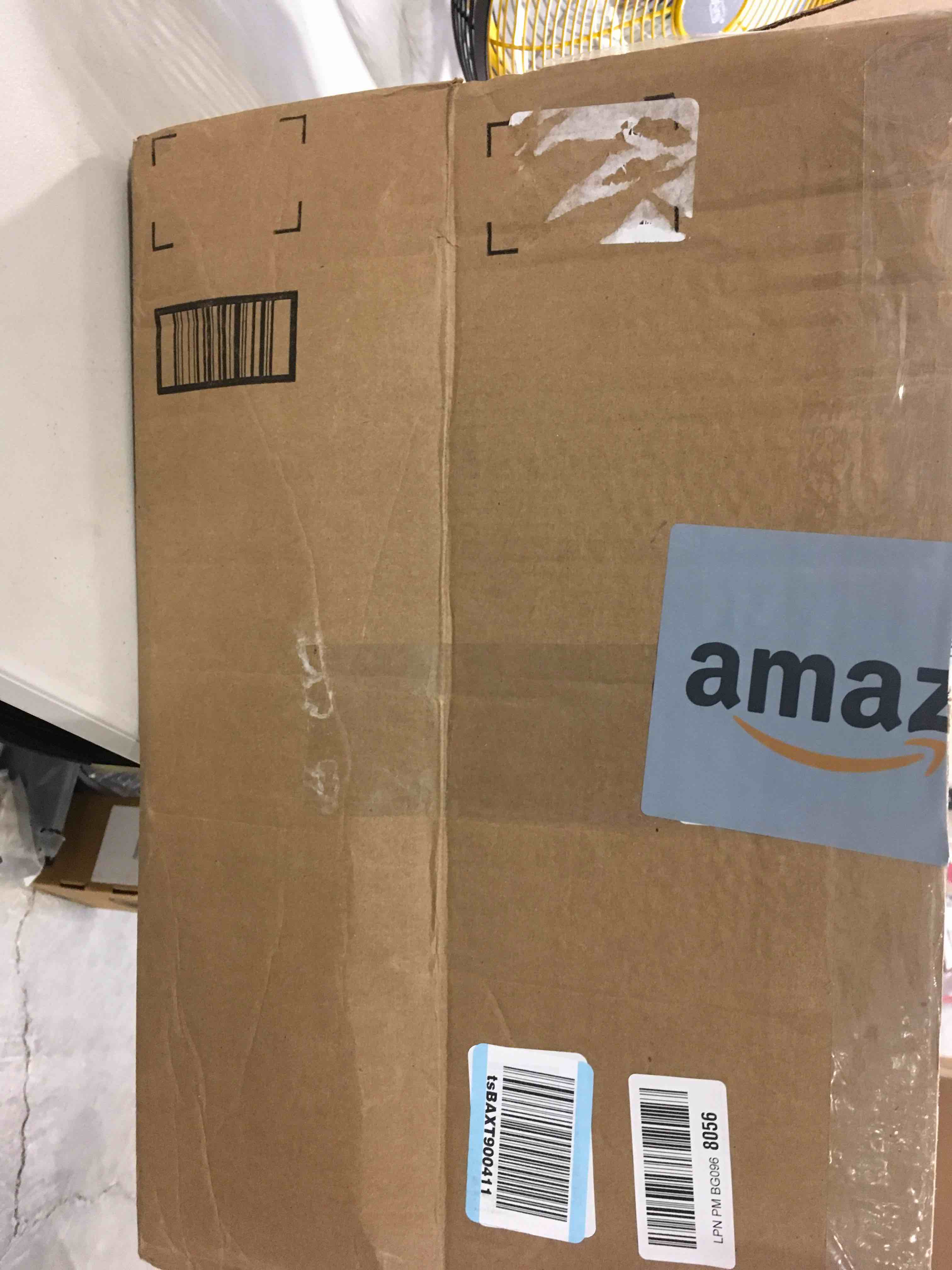 https://s3.amazonaws.com/lotting-images-prod/bidfta/RED6465247_1722603690391.jpeg