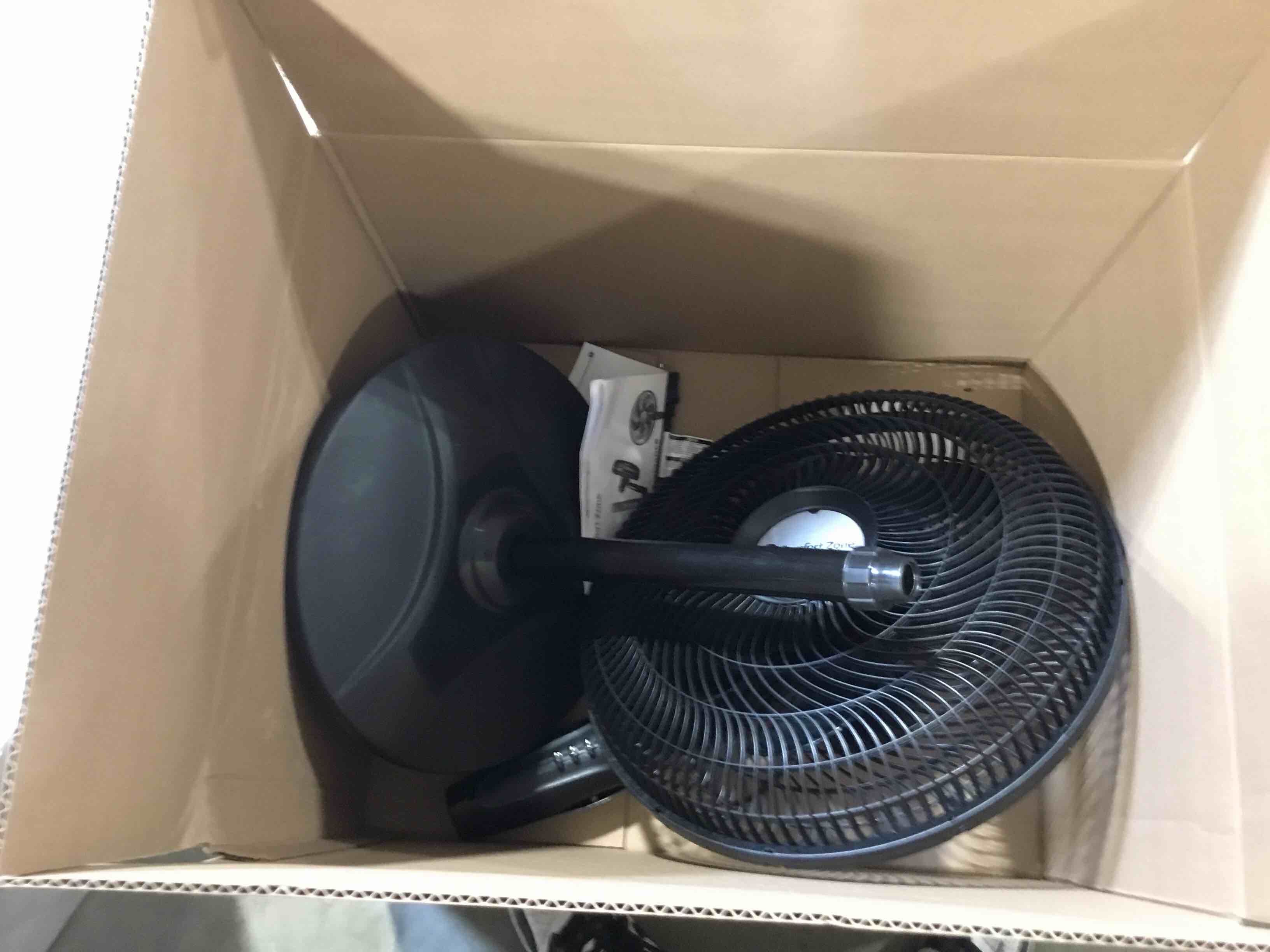 https://s3.amazonaws.com/lotting-images-prod/bidfta/RED6465426_1723224844704.jpeg