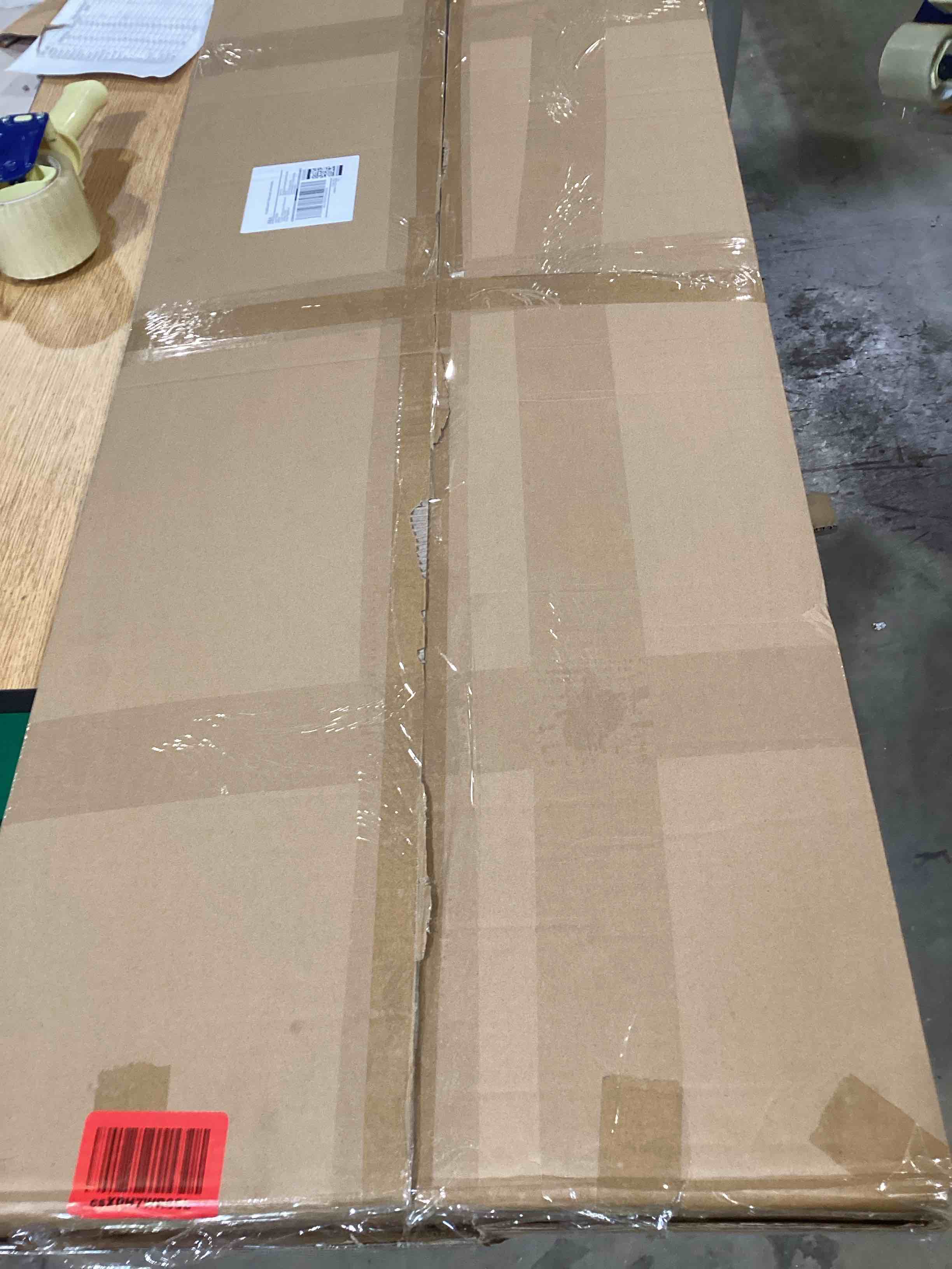 https://s3.amazonaws.com/lotting-images-prod/bidfta/RED6467335_1723750930861.jpeg