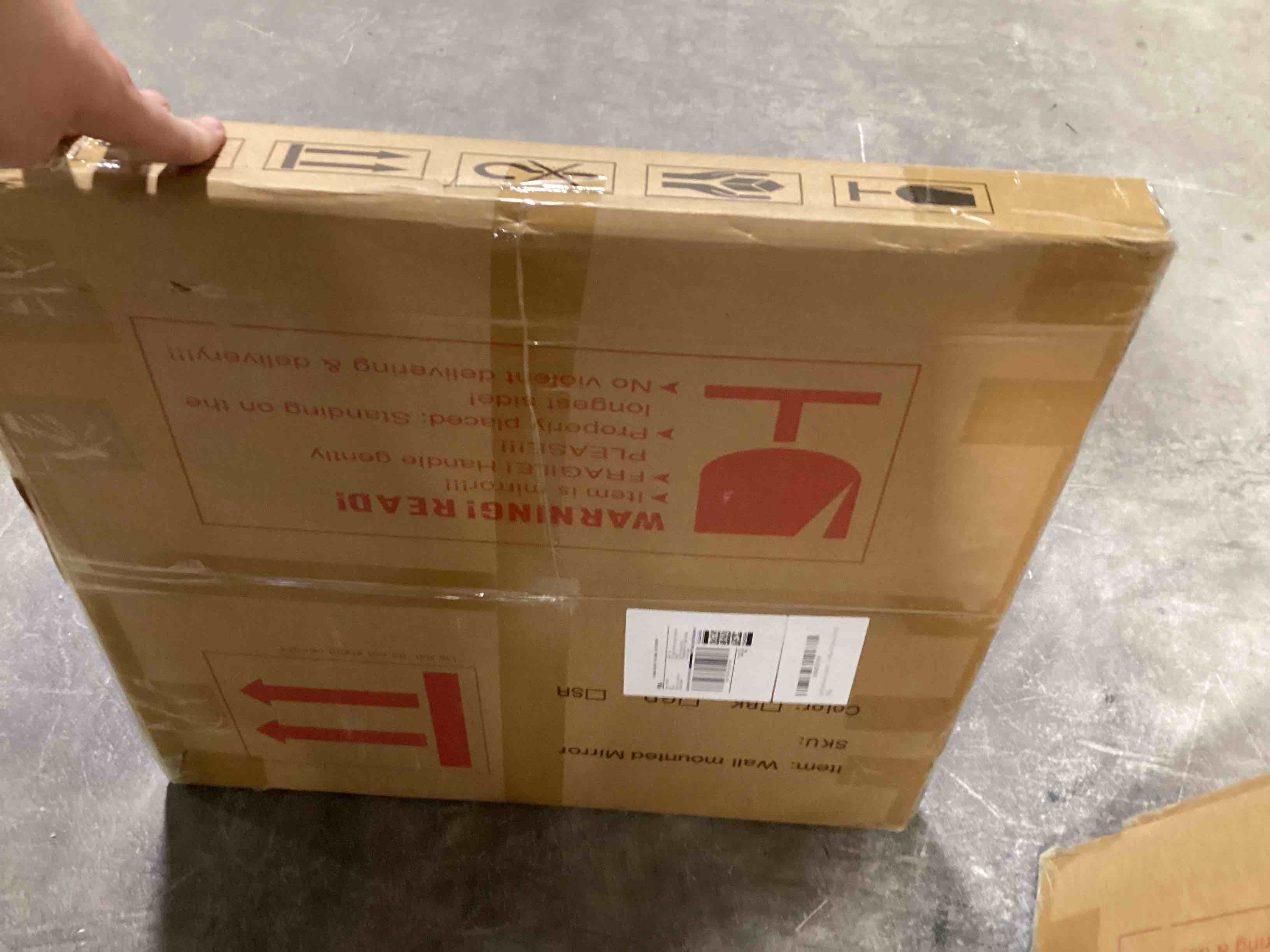 https://s3.amazonaws.com/lotting-images-prod/bidfta/RED6467411_1723813039533.jpeg