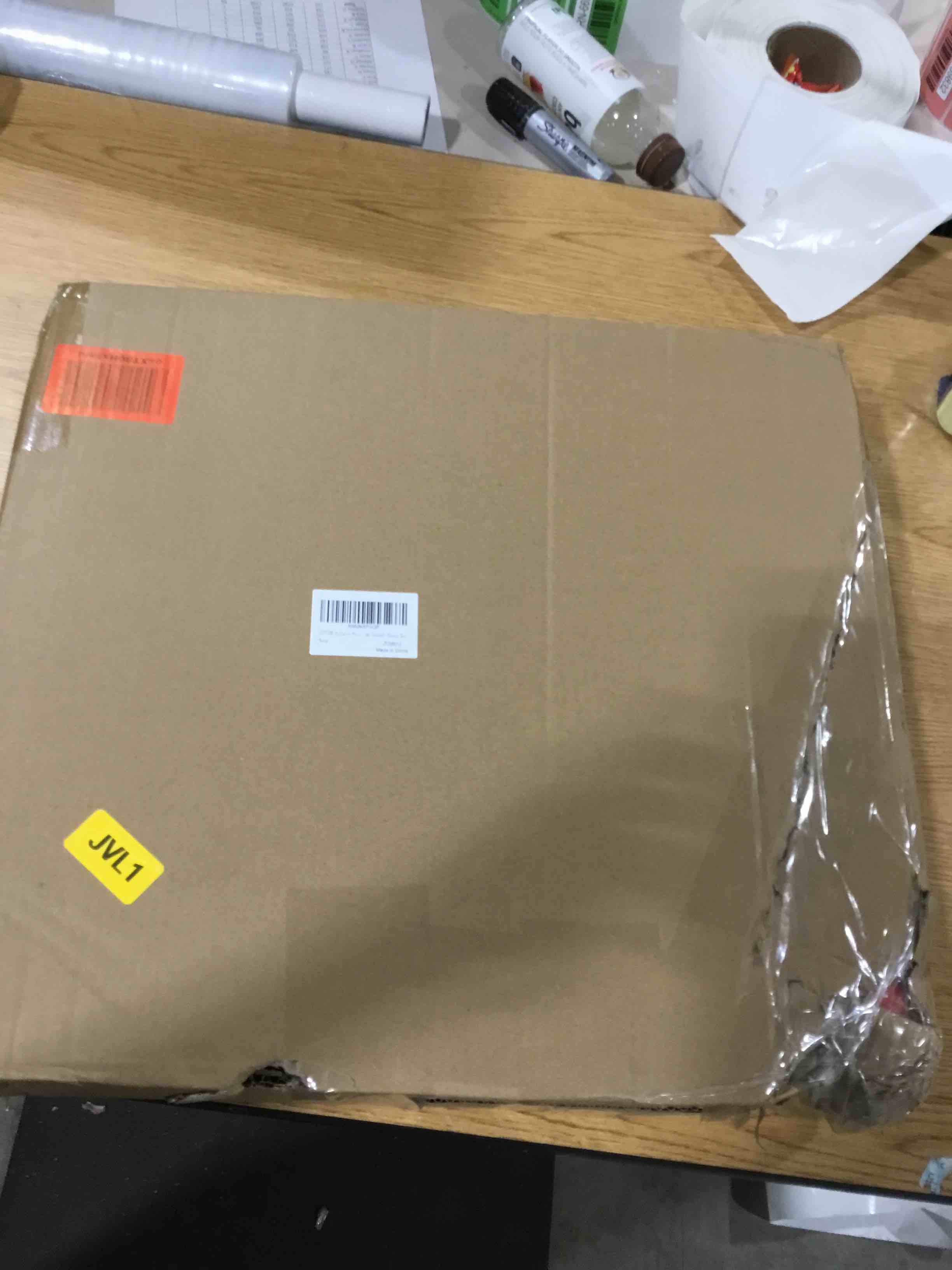 https://s3.amazonaws.com/lotting-images-prod/bidfta/RED6467683_1724242339332.jpeg