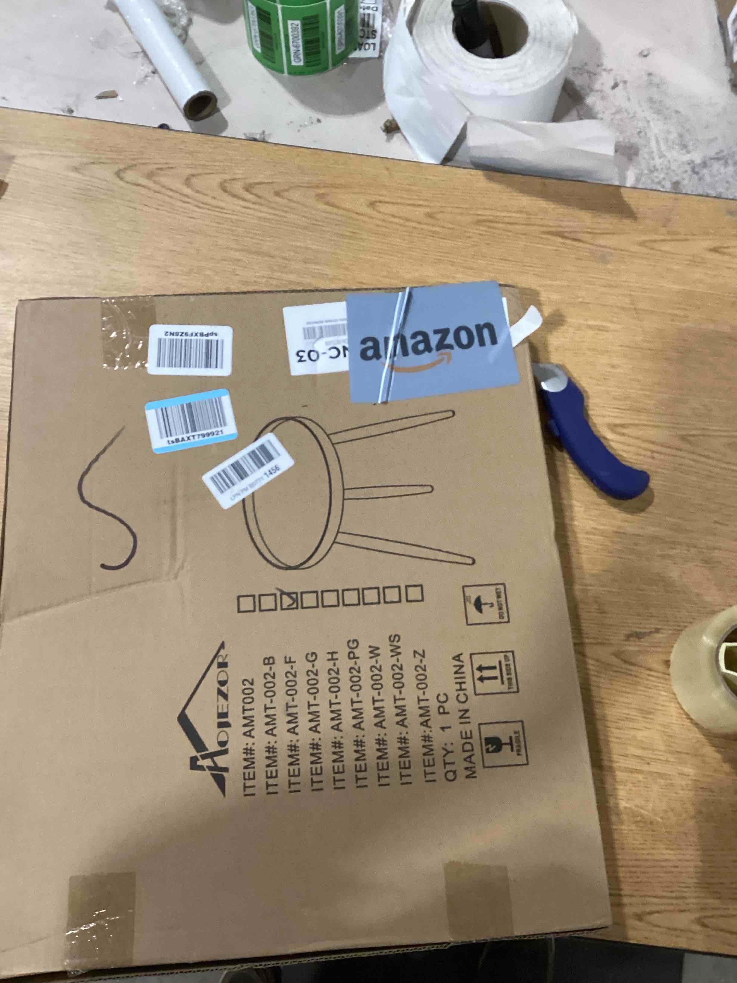 https://s3.amazonaws.com/lotting-images-prod/bidfta/RED6468105_1725539243926.jpeg