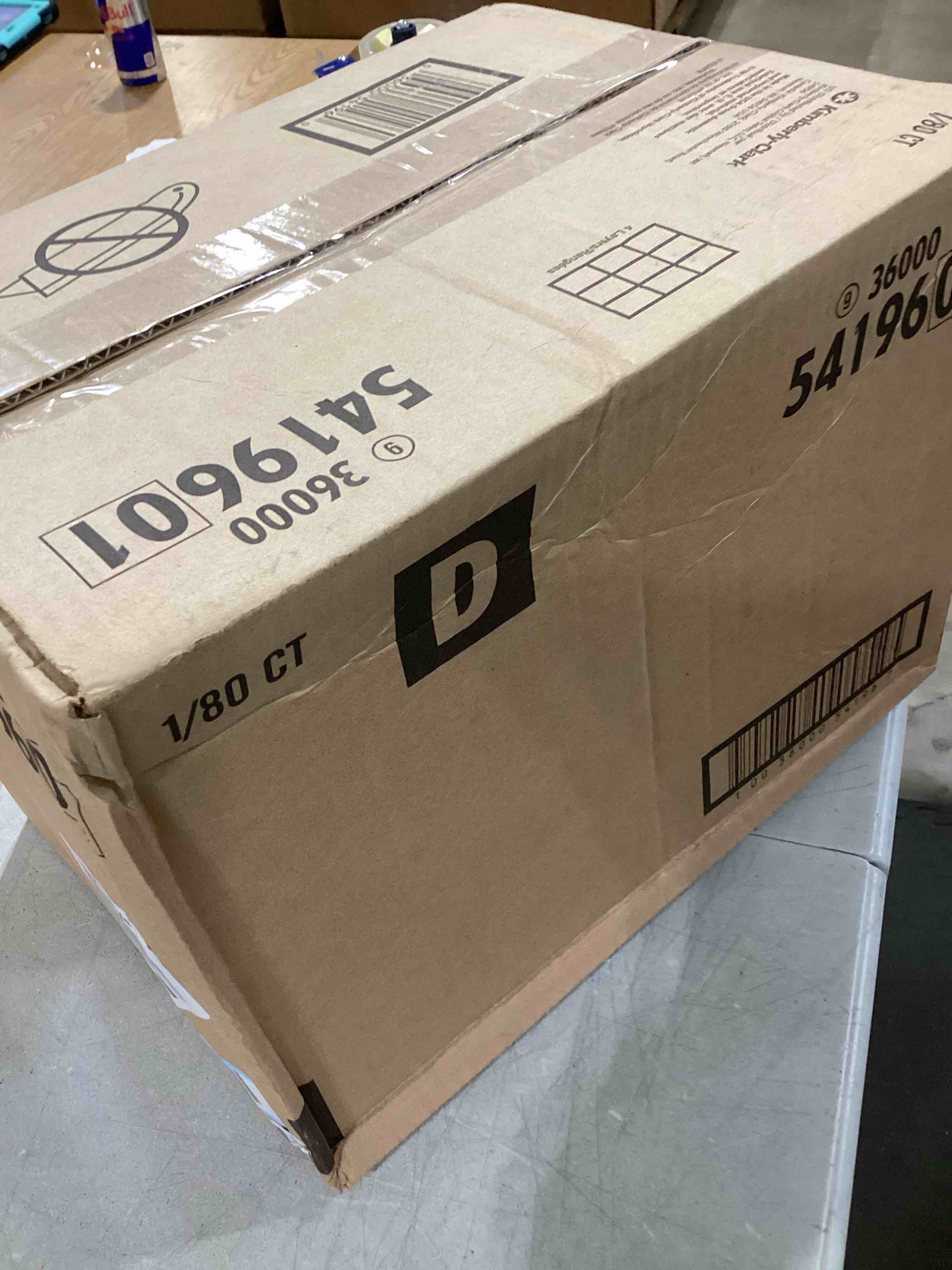 https://s3.amazonaws.com/lotting-images-prod/bidfta/RED6468622_1725542153223.jpeg
