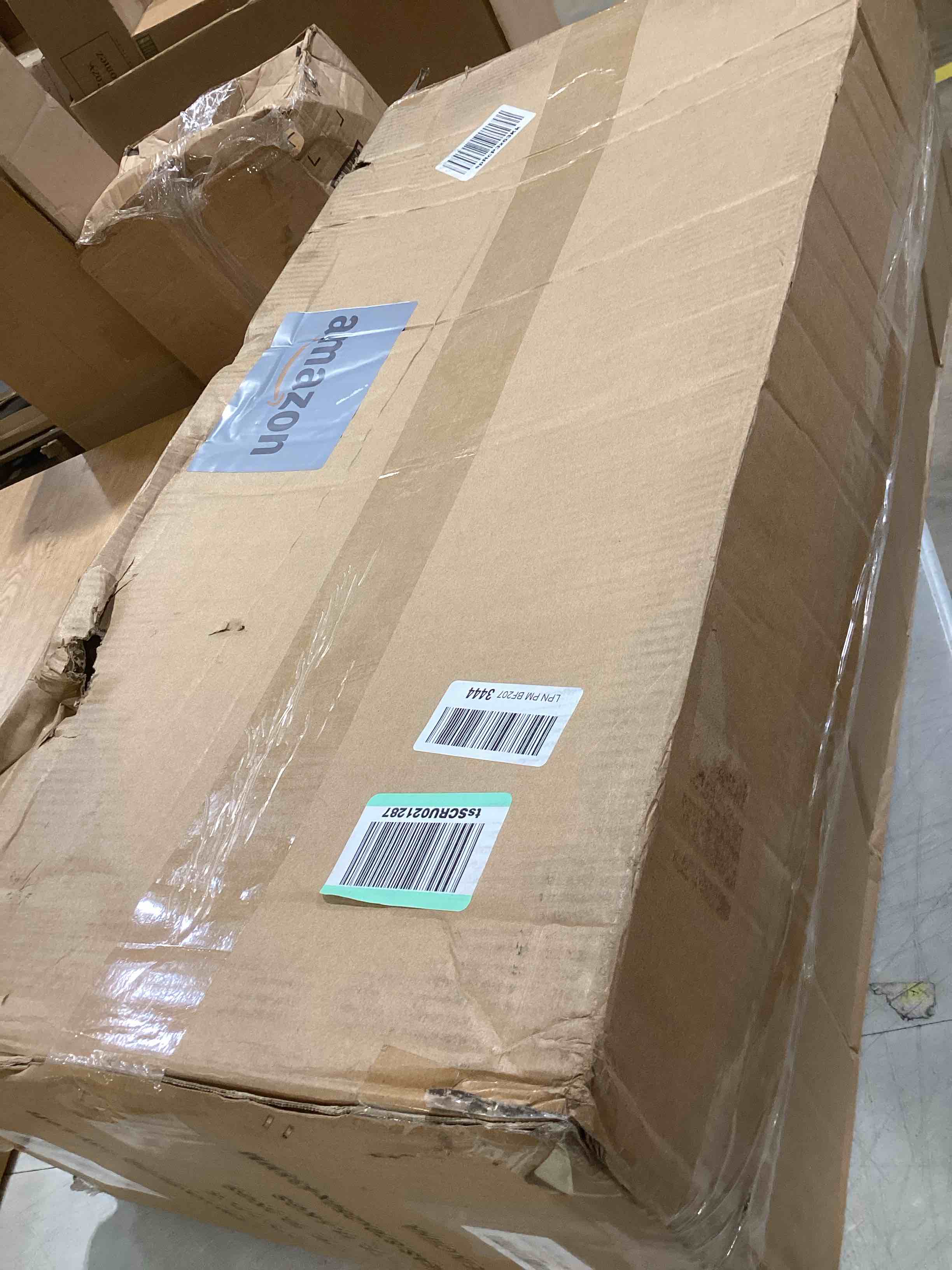 https://s3.amazonaws.com/lotting-images-prod/bidfta/RED6469533_1726173056349.jpeg