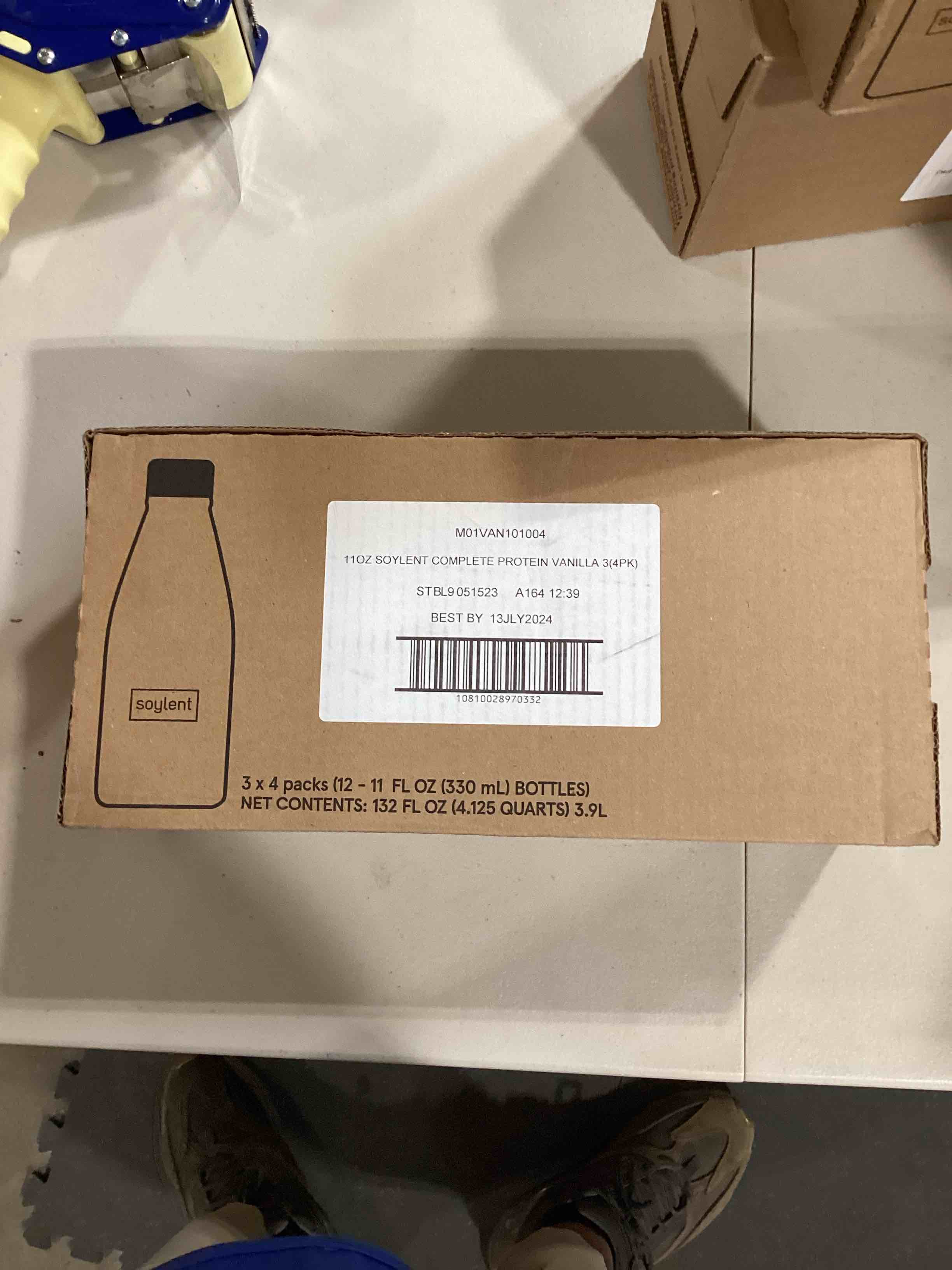 https://s3.amazonaws.com/lotting-images-prod/bidfta/RED6471598_1718978235045.jpeg