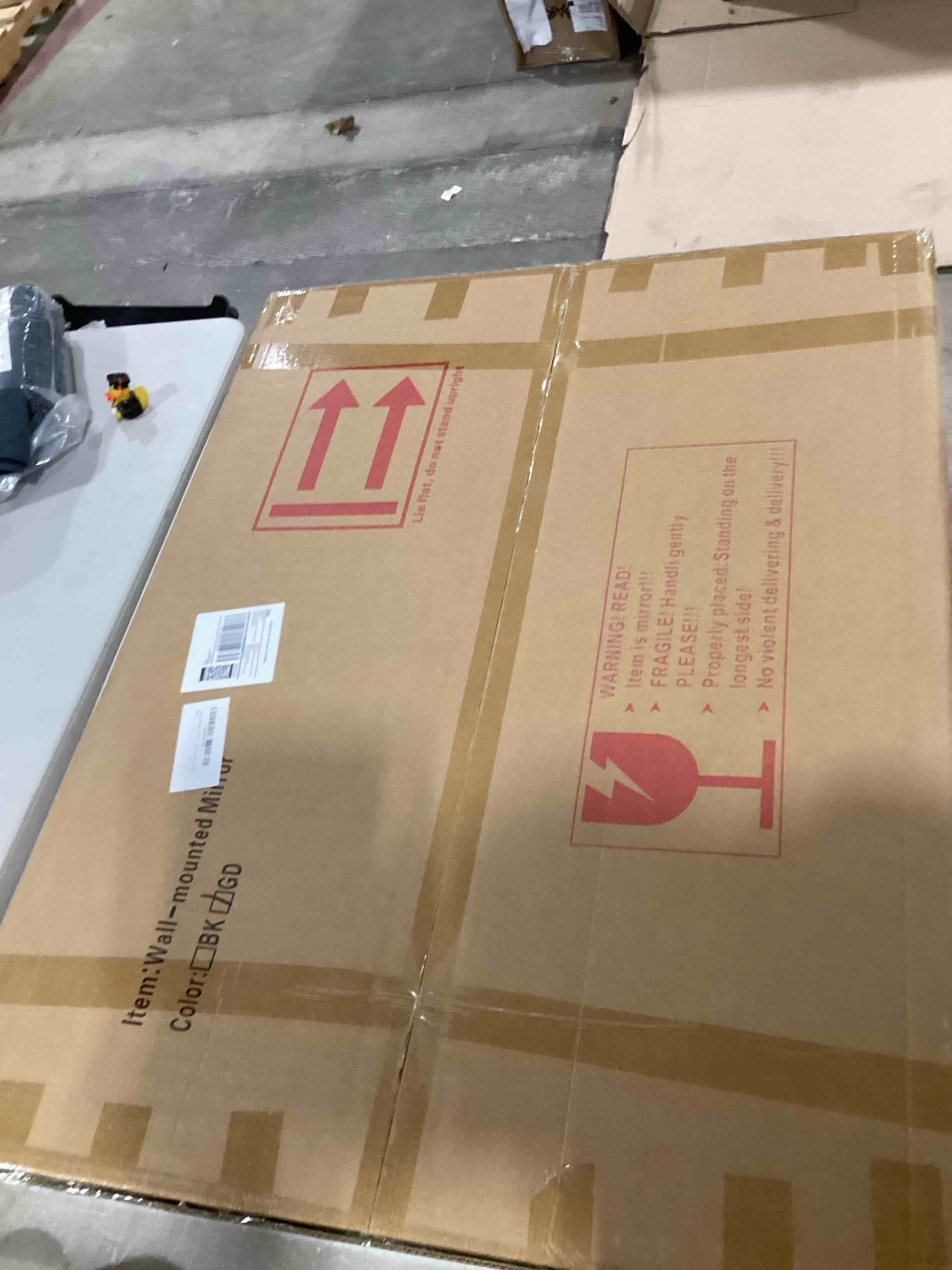 Rounded Bathroom Mirror, 24" x 16" Rectangular Wall Mirror, Aluminum Alloy Frame Contemporary Hanging Mirror for Living Room Bedroom Bathroom Entryway, Gold