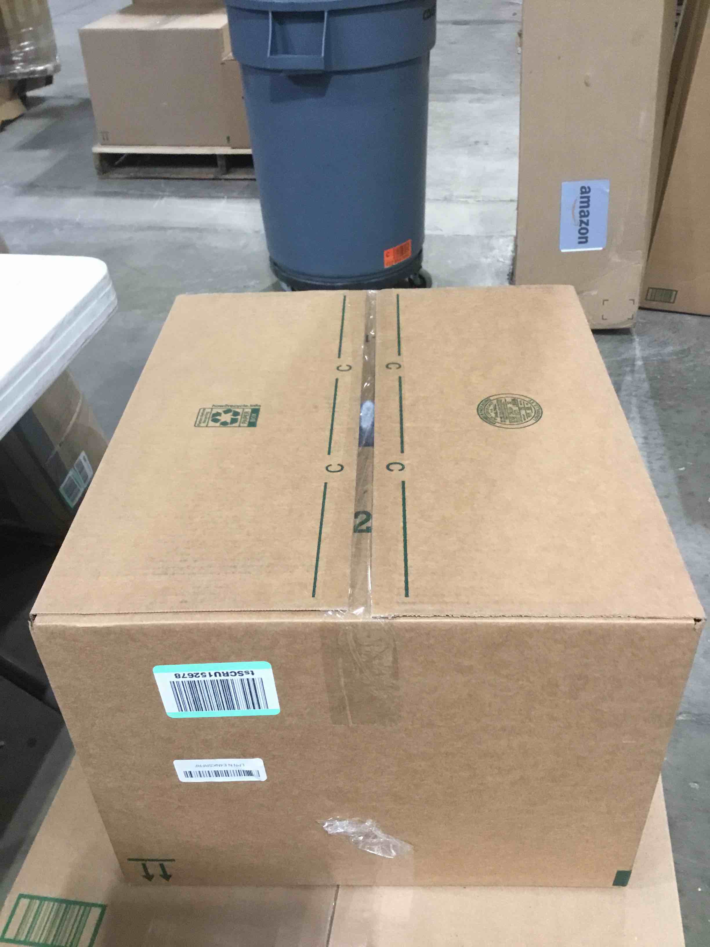 https://s3.amazonaws.com/lotting-images-prod/bidfta/RED6472922_1729265376479.jpeg