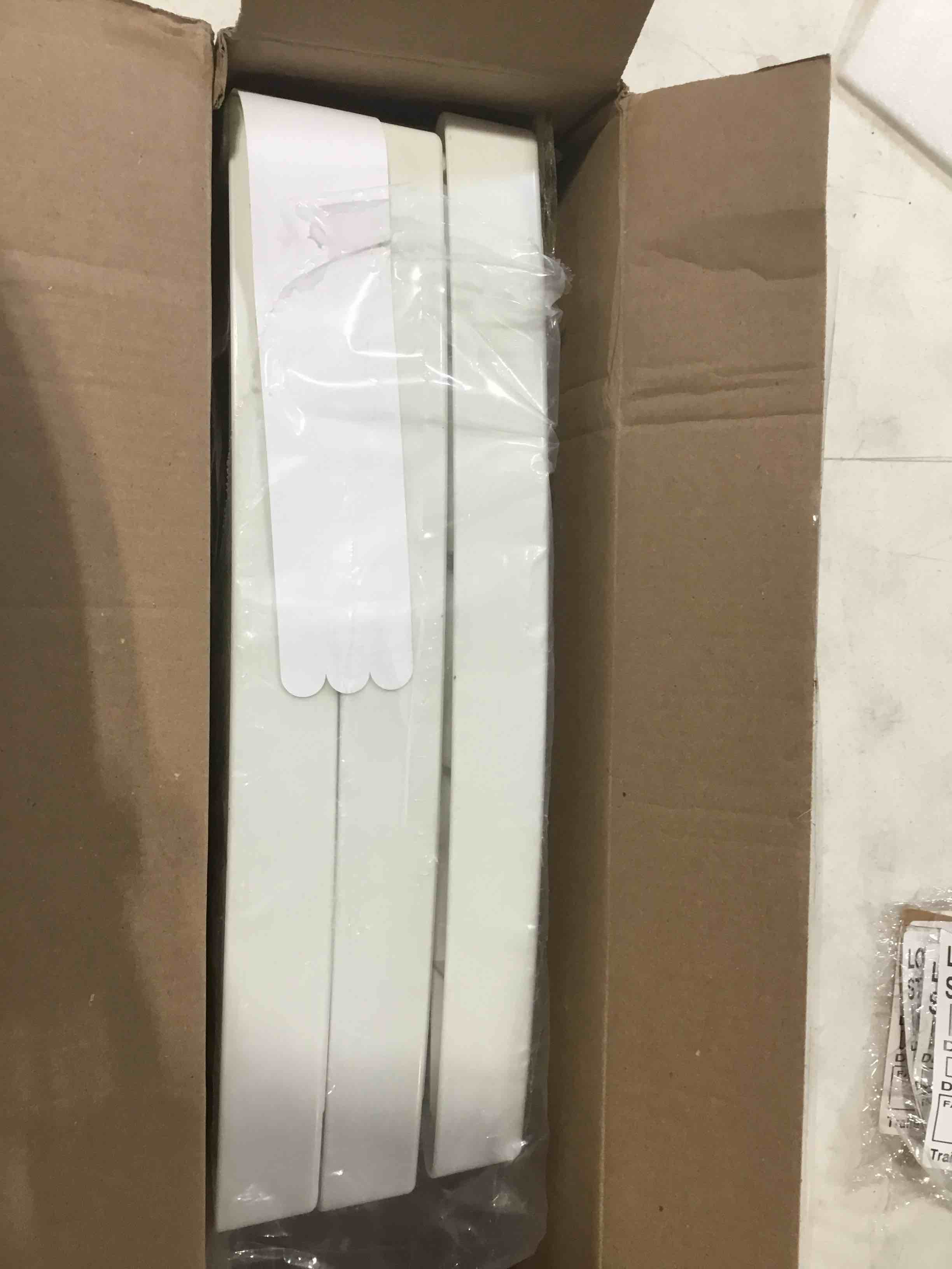https://s3.amazonaws.com/lotting-images-prod/bidfta/RED6472924_1729267205921.jpeg