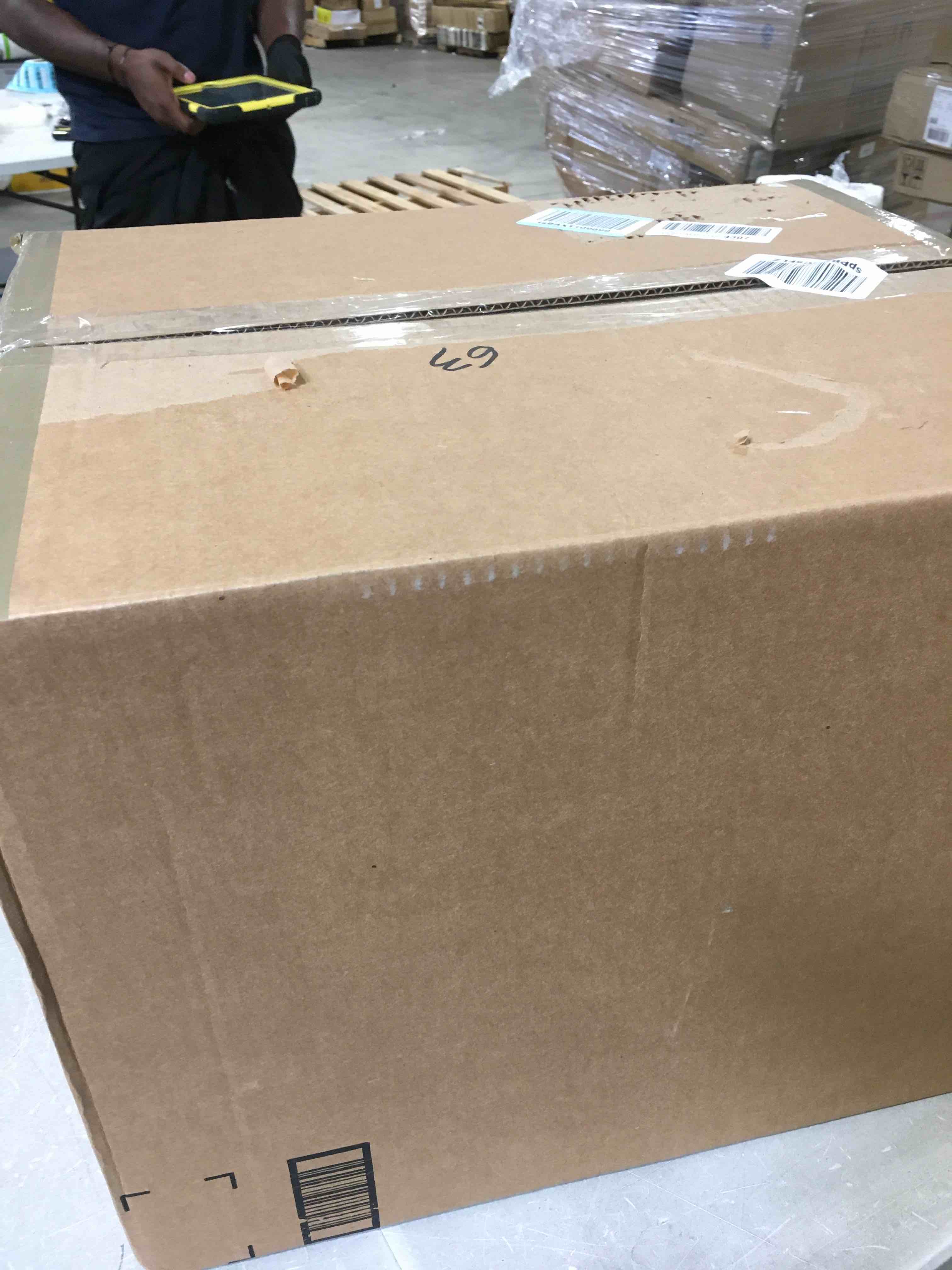 https://s3.amazonaws.com/lotting-images-prod/bidfta/RED6473669_1723220030847.jpeg