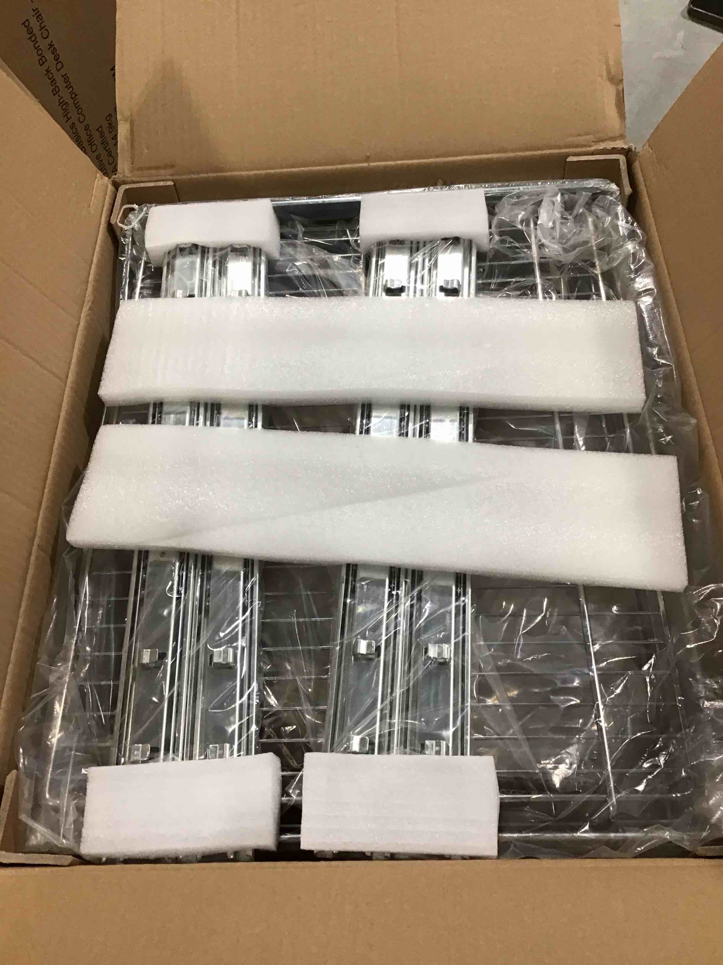 https://s3.amazonaws.com/lotting-images-prod/bidfta/RED6474546_1719316646631.jpeg