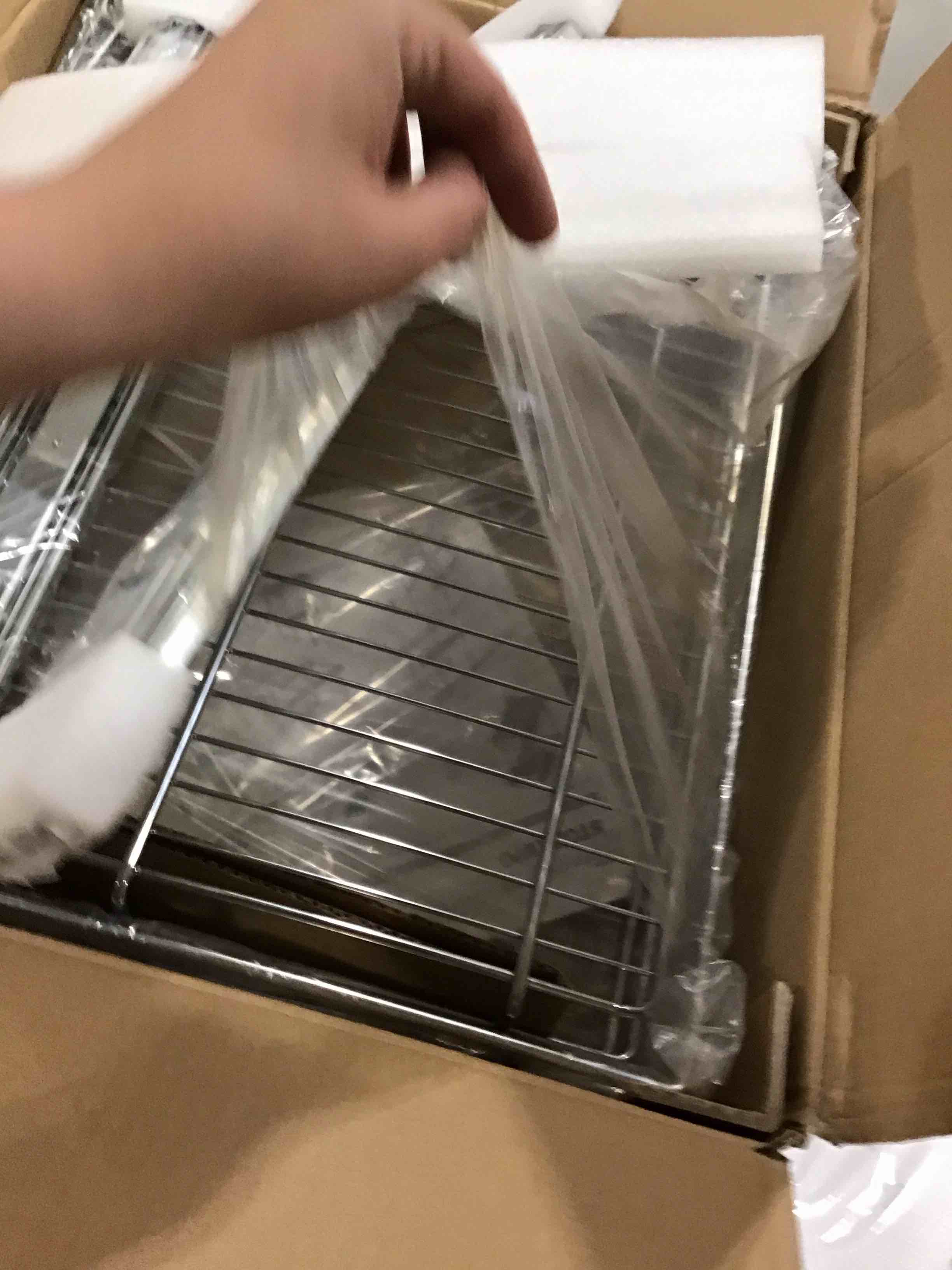 https://s3.amazonaws.com/lotting-images-prod/bidfta/RED6474546_1719316651648.jpeg