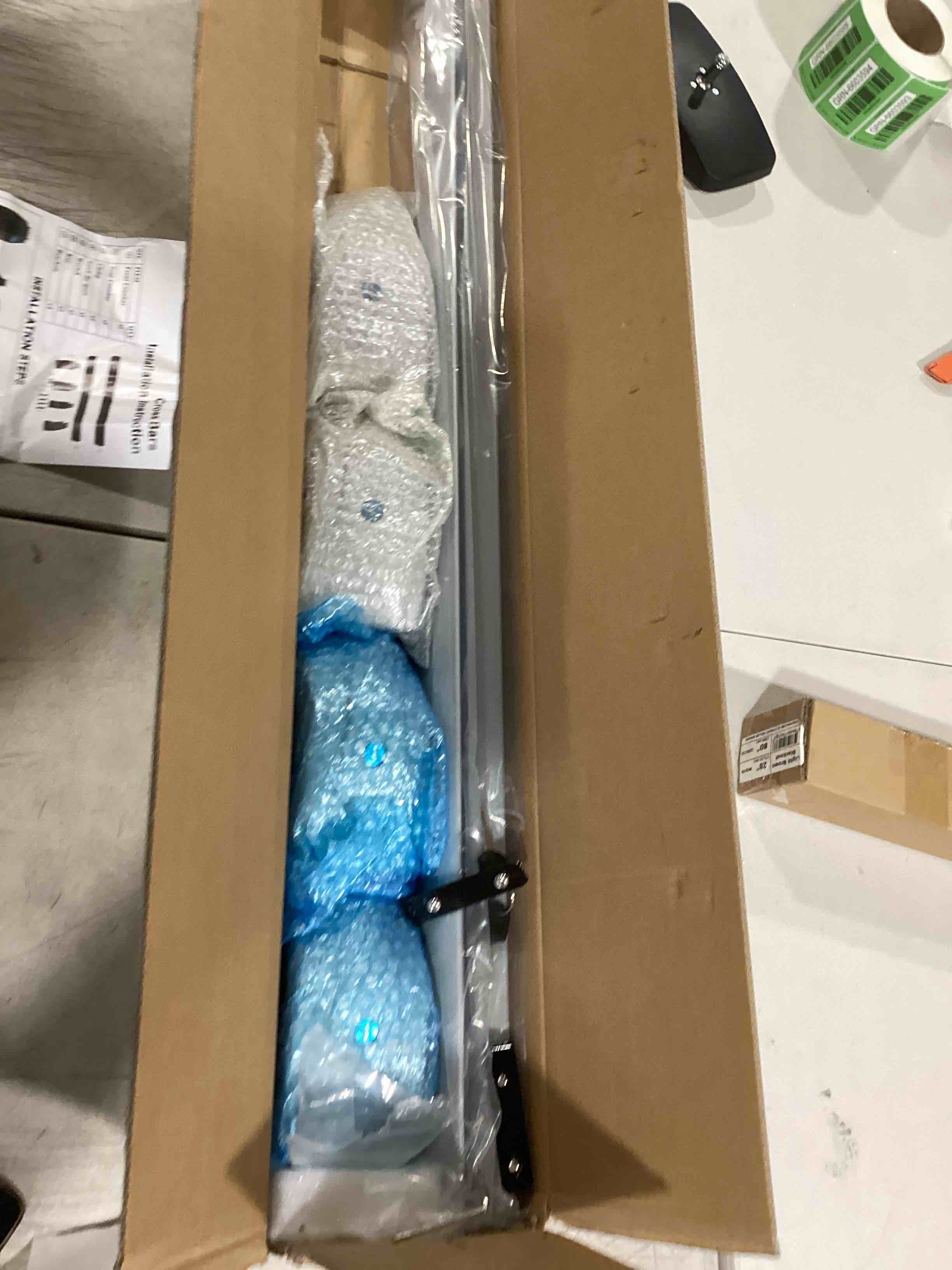 https://s3.amazonaws.com/lotting-images-prod/bidfta/RED6474665_1719427159794.jpeg