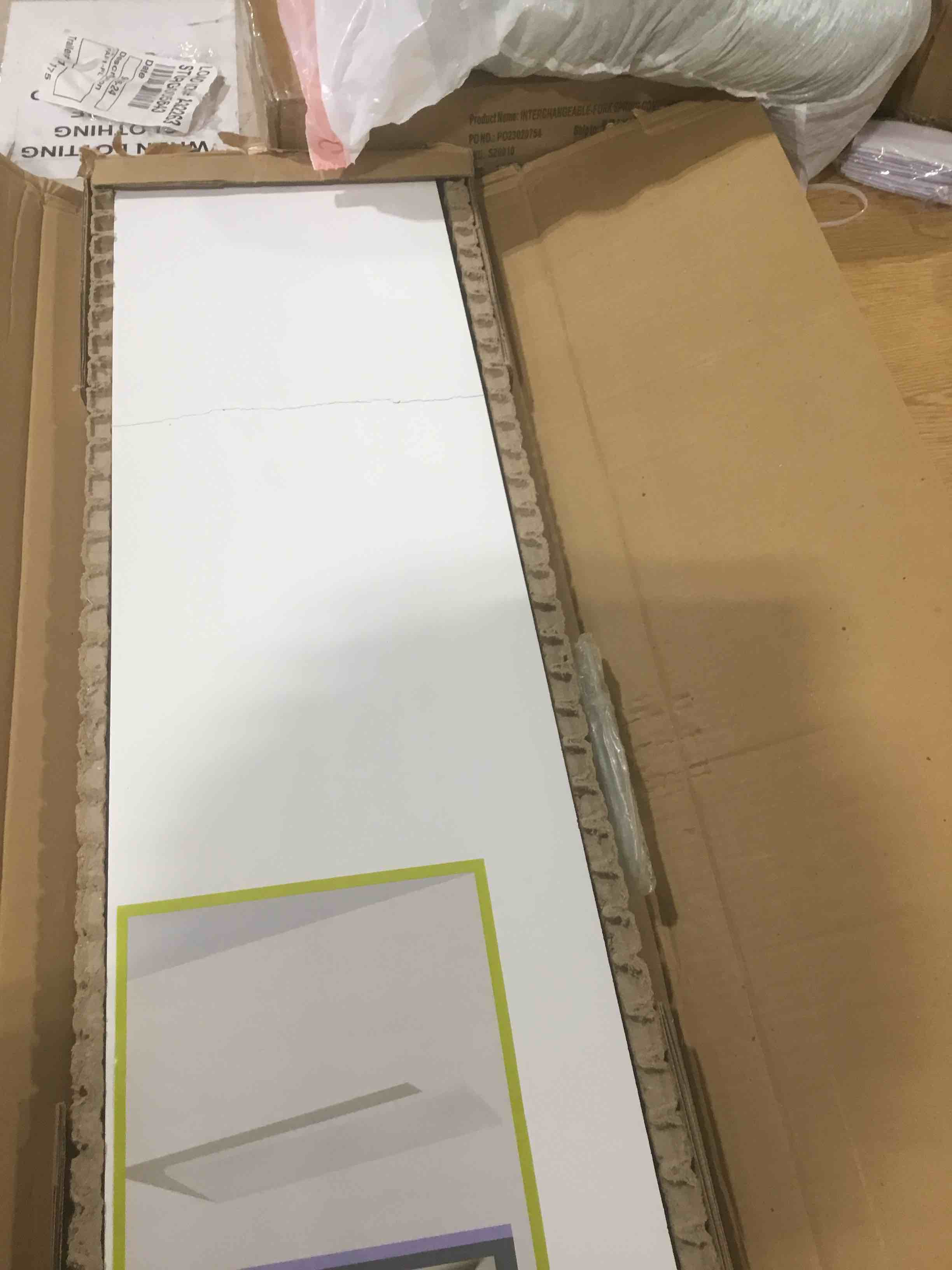 https://s3.amazonaws.com/lotting-images-prod/bidfta/RED6475808_1729170158575.jpeg