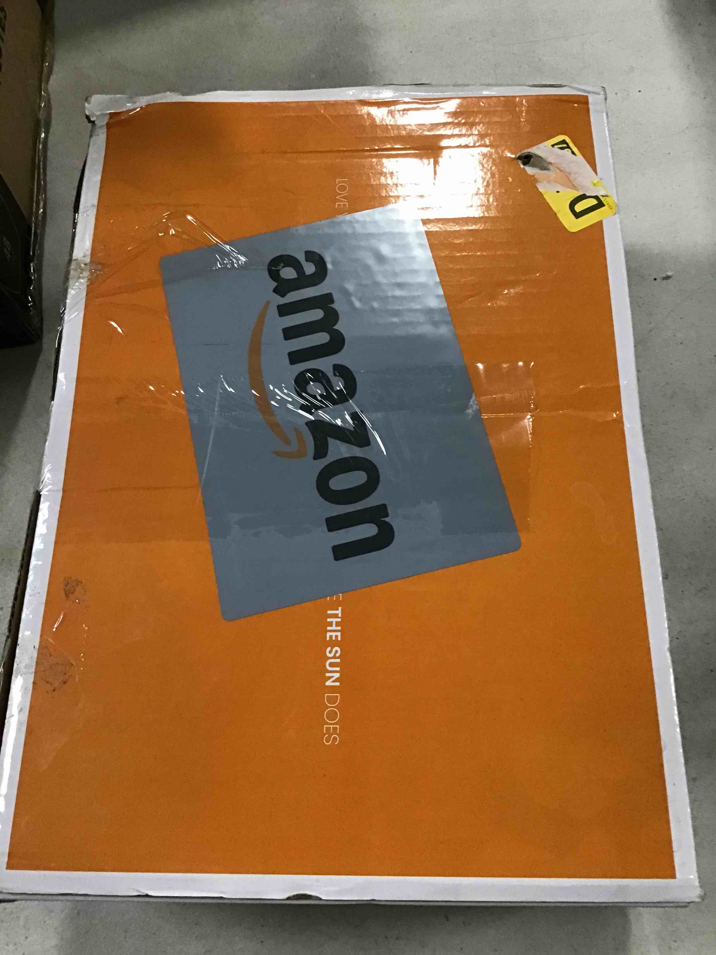 https://s3.amazonaws.com/lotting-images-prod/bidfta/RED6476183_1717588347284.jpeg
