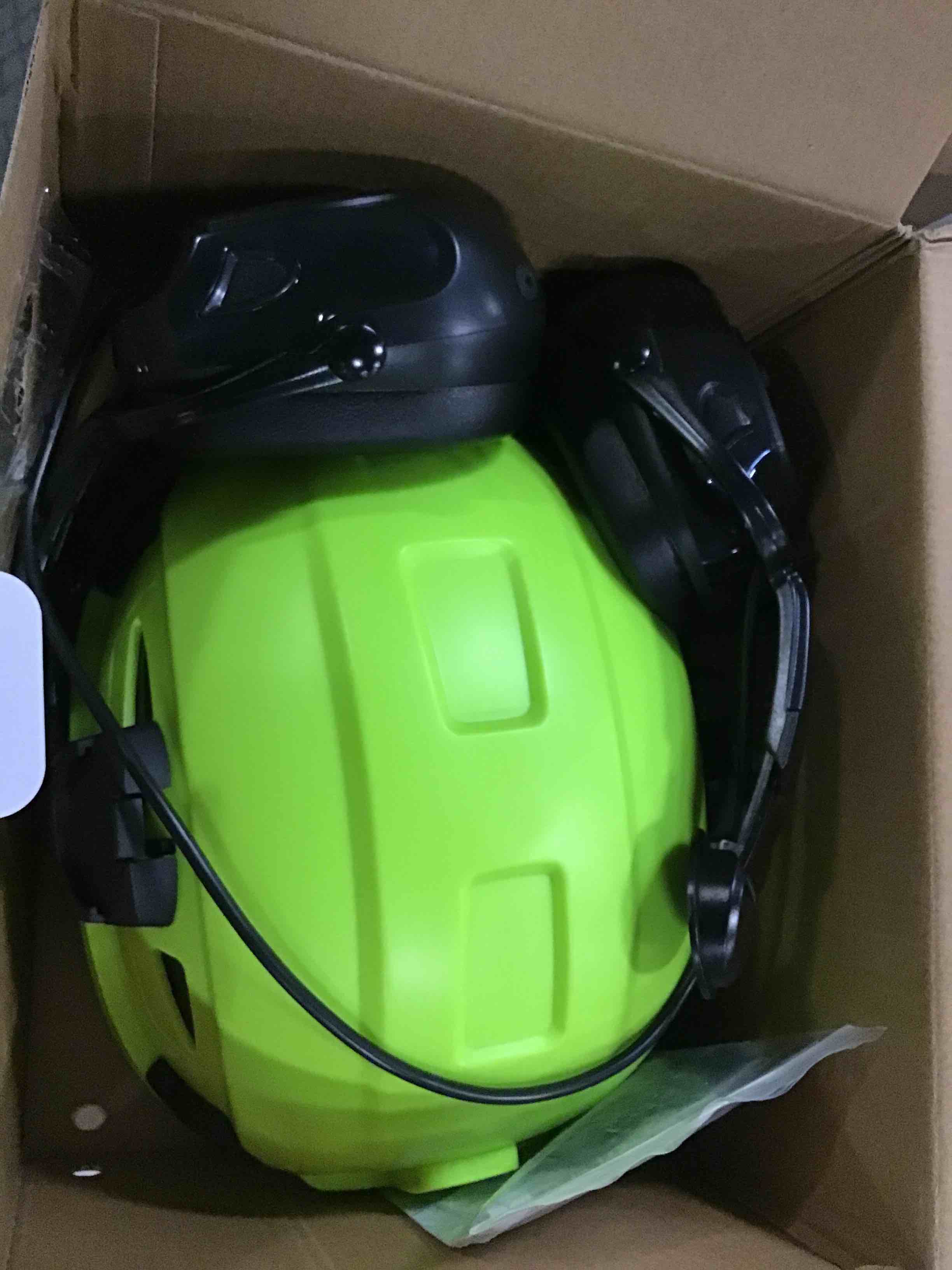 https://s3.amazonaws.com/lotting-images-prod/bidfta/RED6476198_1717589433115.jpeg